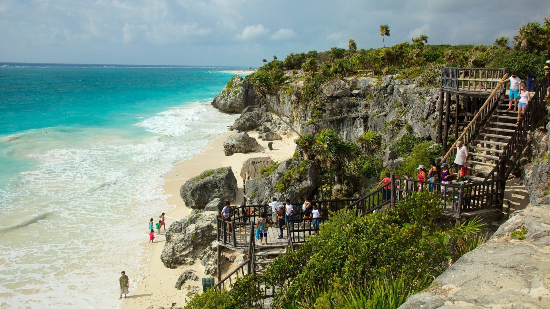 Tulum — Ruinas mayas frente al mar
