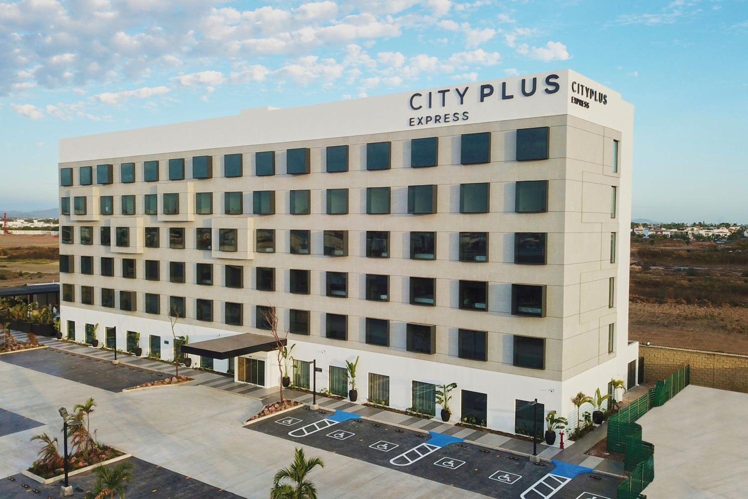 City Express Plus by Marriott Mazatlán - 5