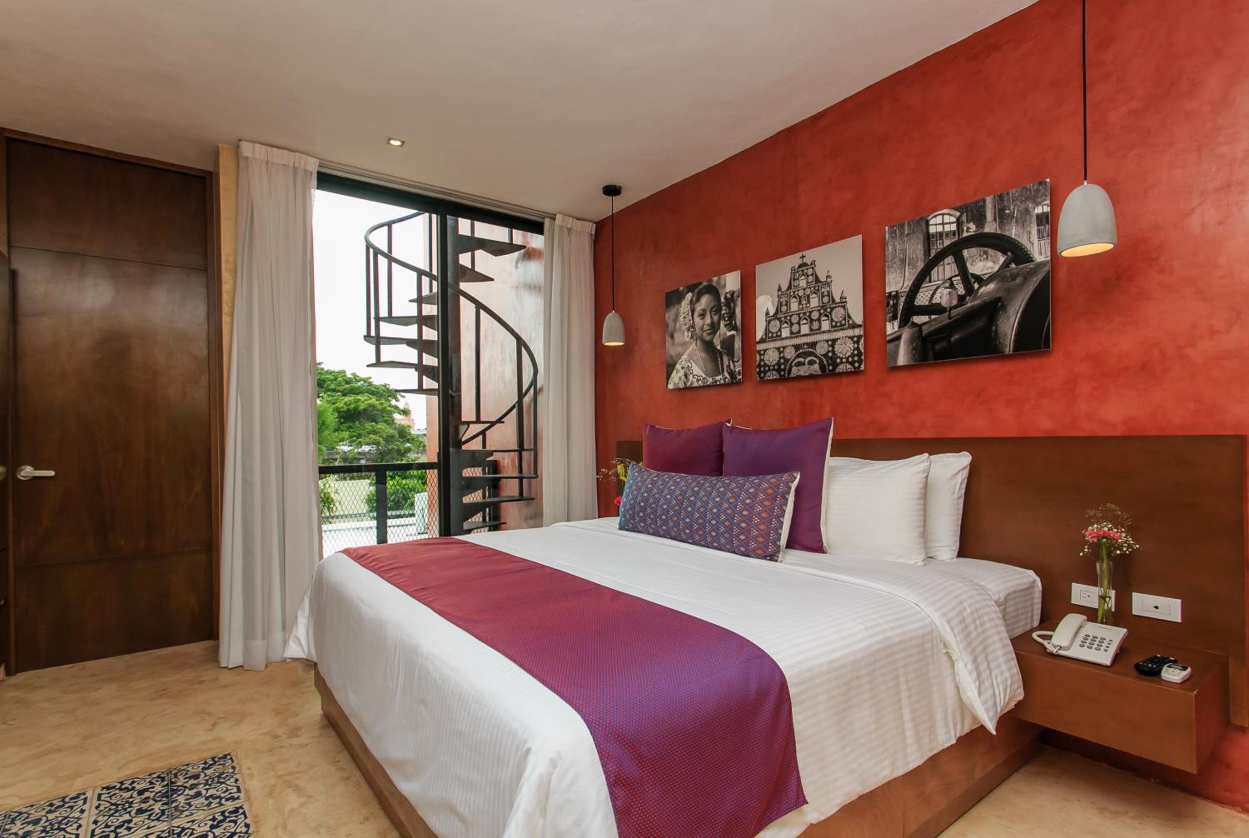 Premium con Terraza — 5