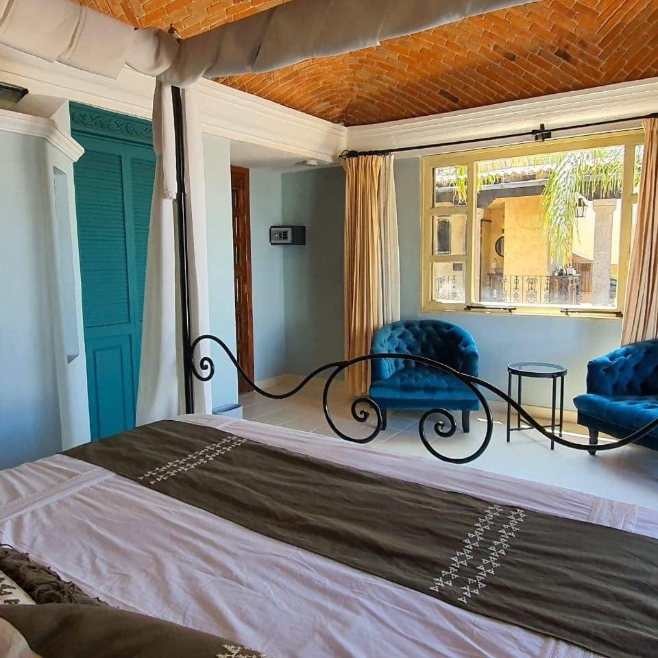 Suite King con Balcón — 4