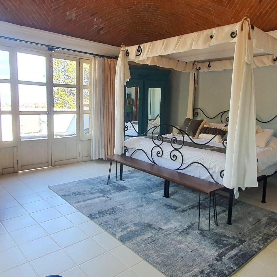 Suite King con Balcón — 5
