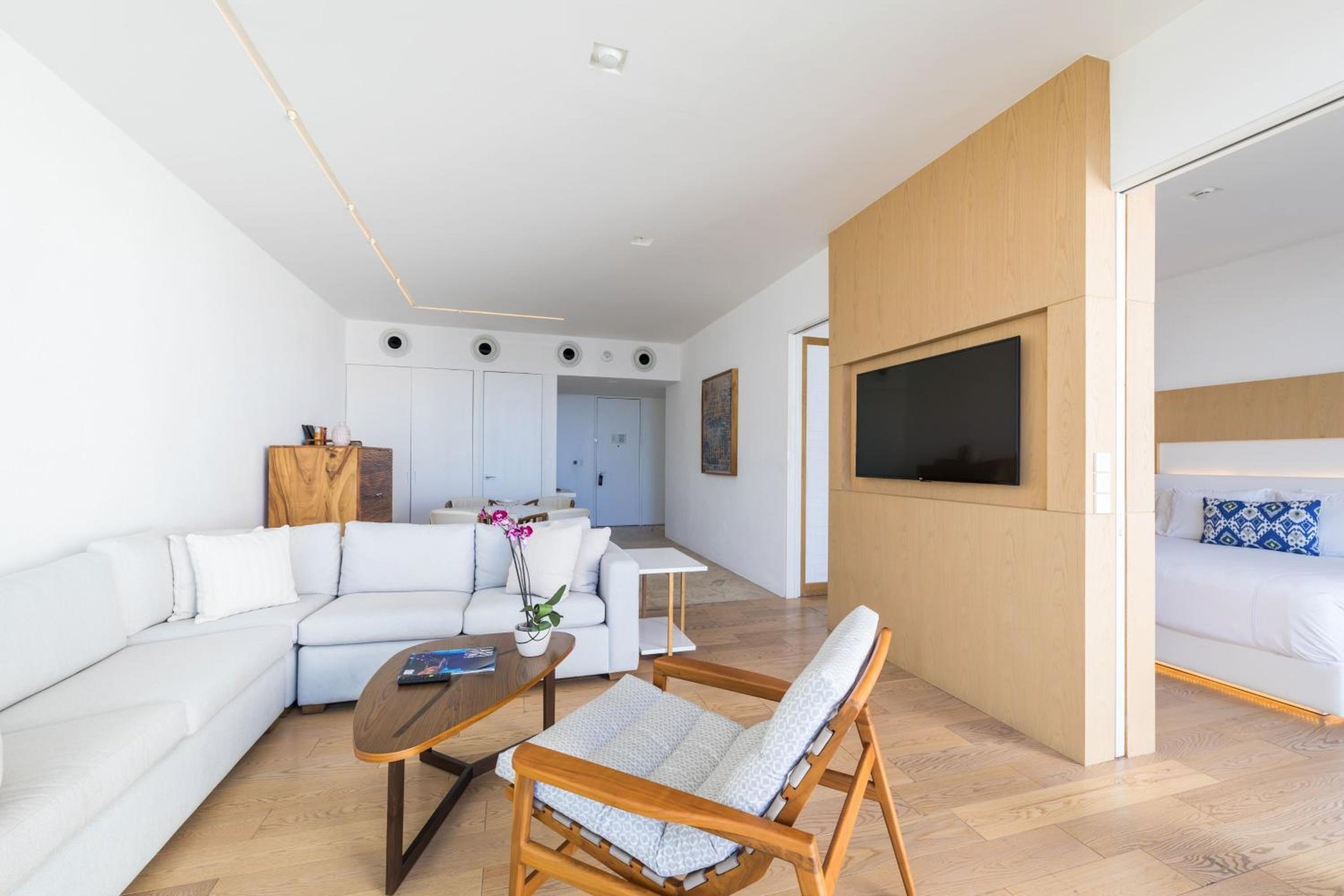 Suite de un dormitorio con vista al mar, con servicio de mayordomo. — 8