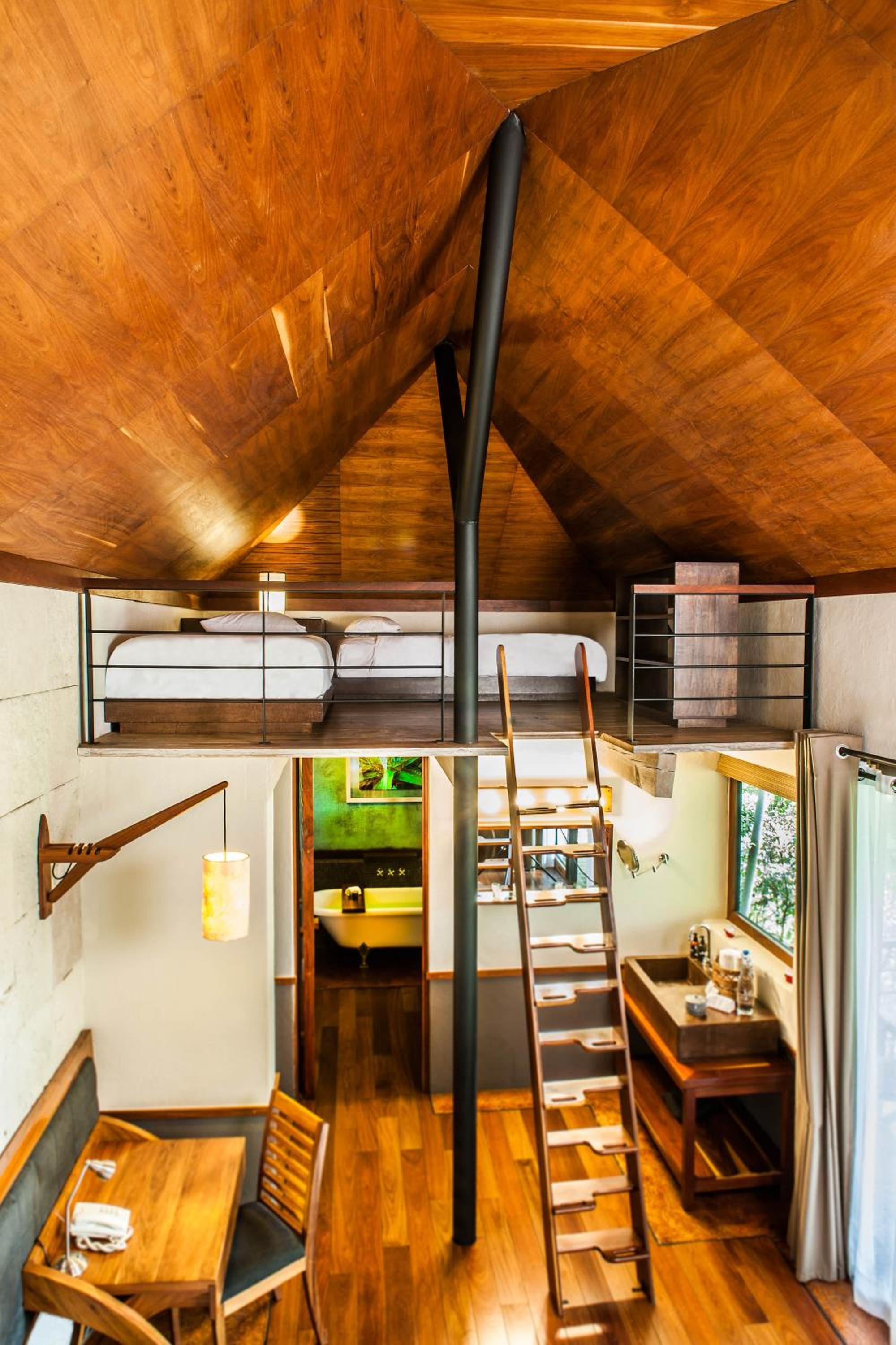 Suite King — 4