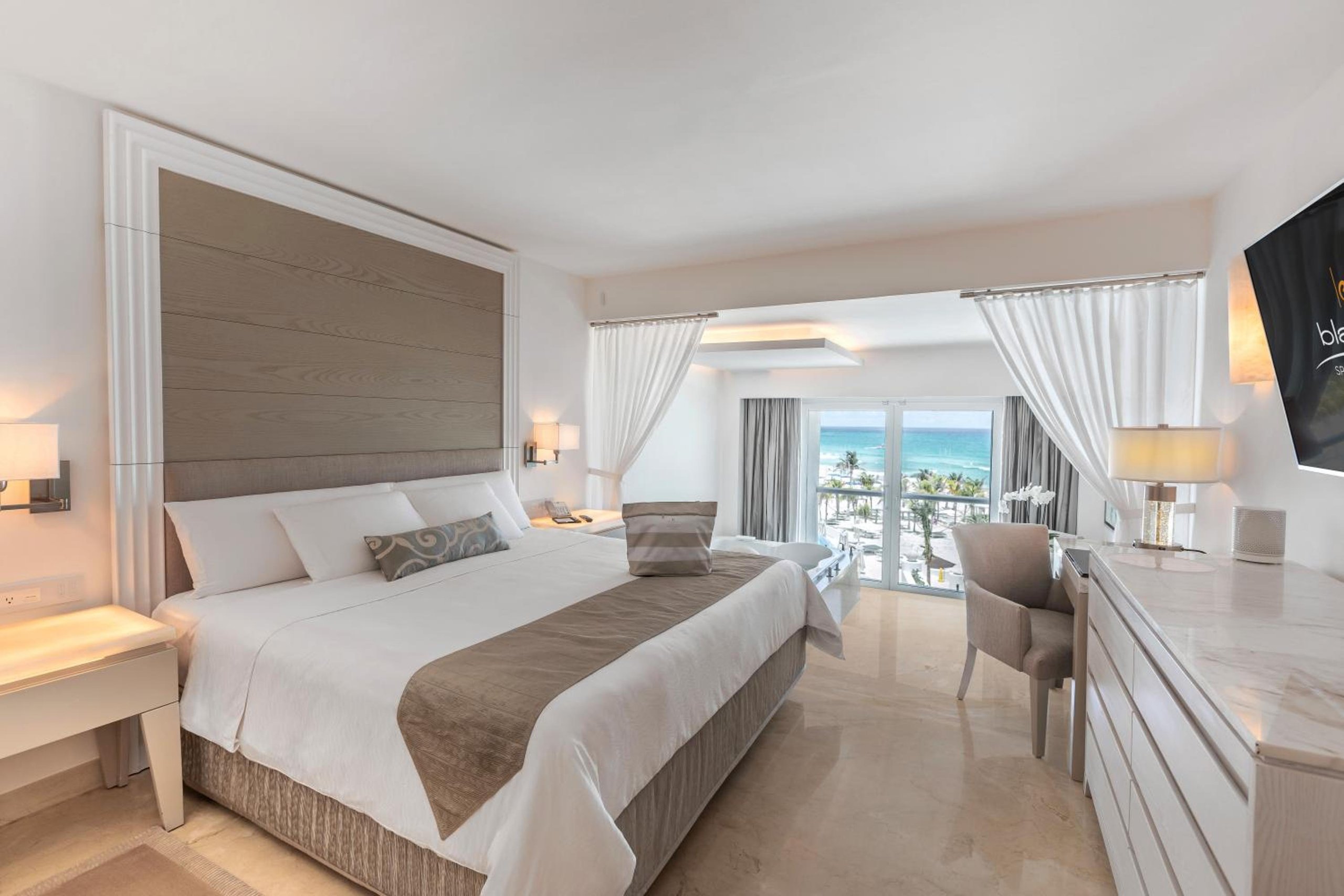 Suite de Luna de Miel Royale frente al mar - Cama King Size