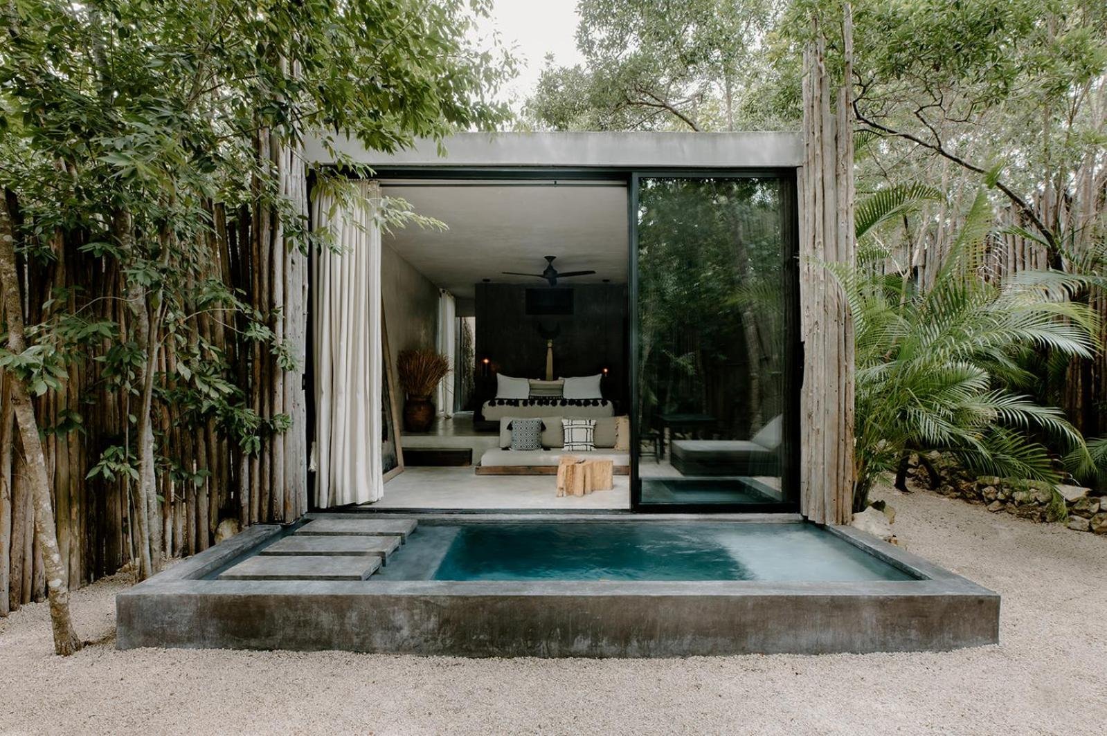 Suite con piscina climatizada personalizada. — 2