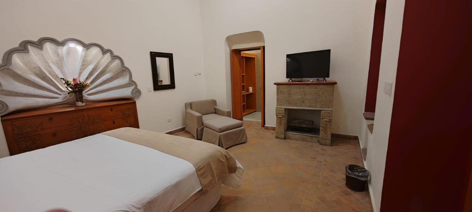 Suite de Dos Habitaciones — 4