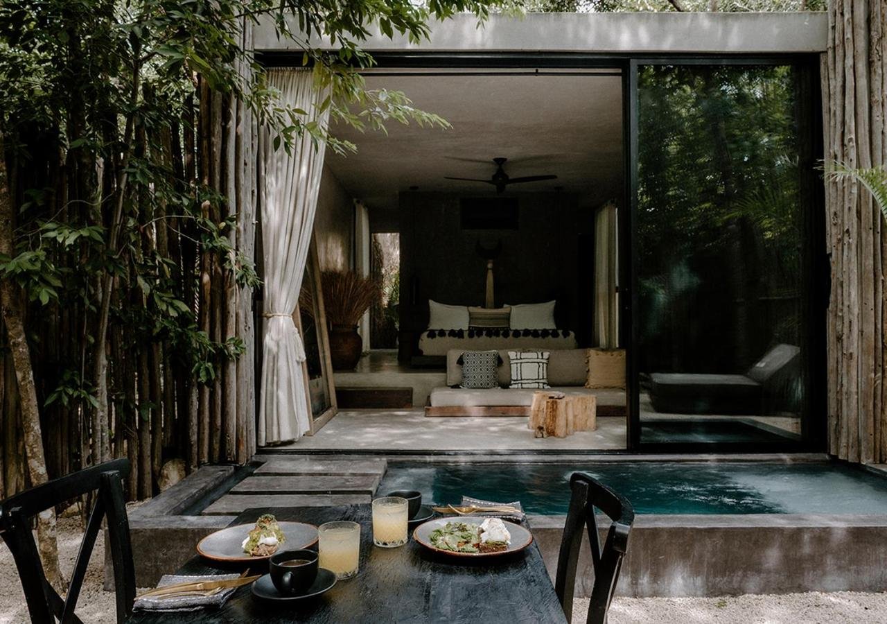 Suite con piscina climatizada personalizada. — 4