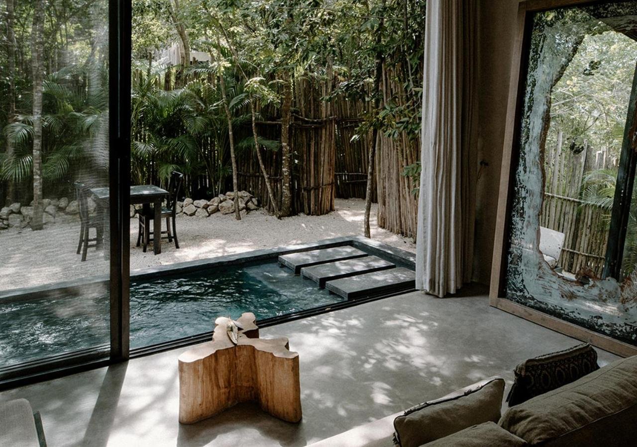 Suite con piscina climatizada personalizada. — 6