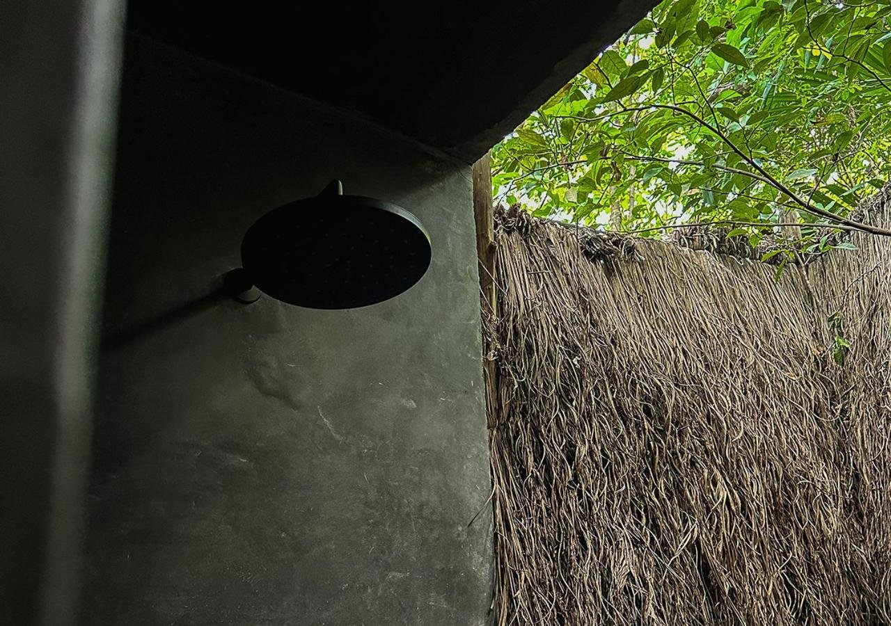 Suite con piscina climatizada personalizada. — 8