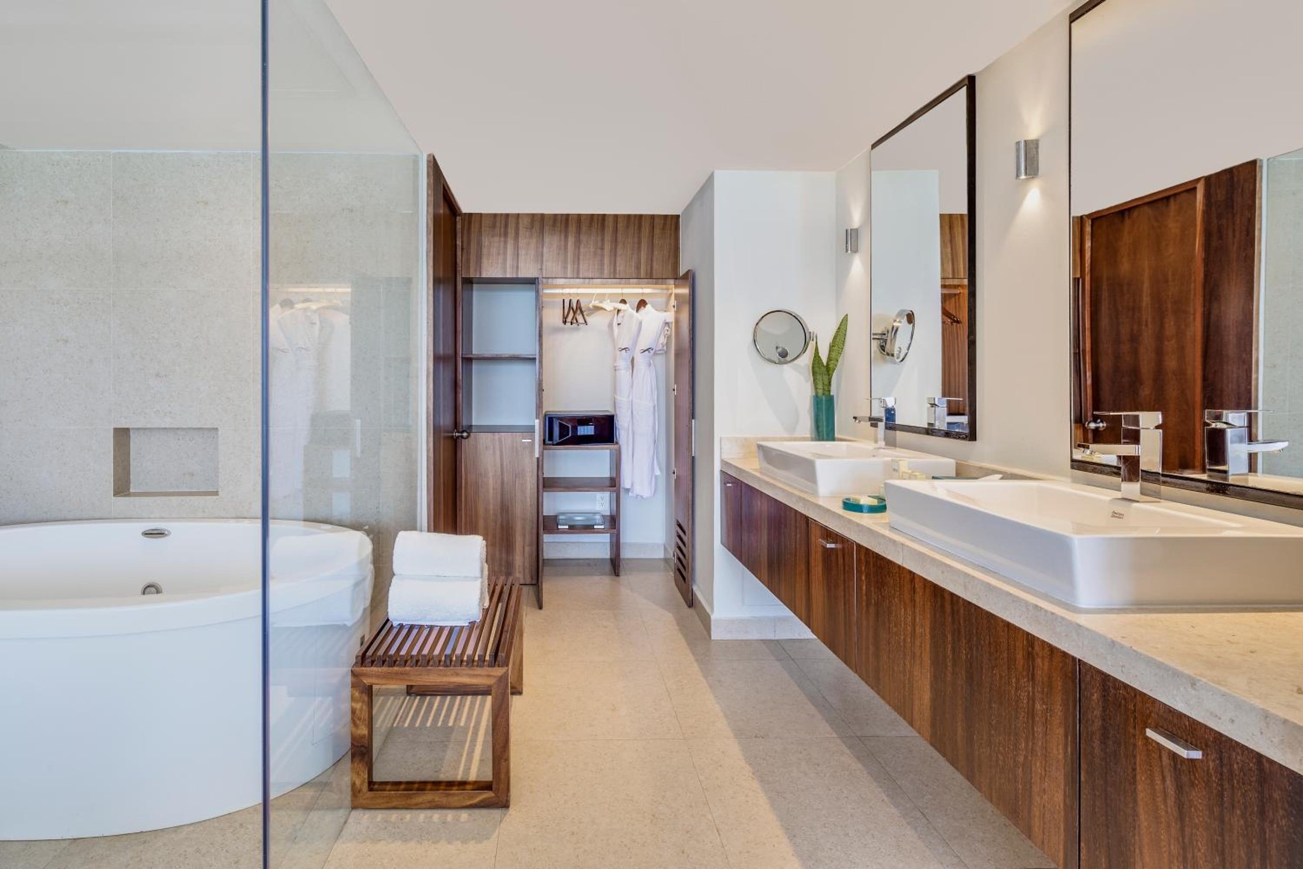 Serenity Ocean Front Suite, 1 cama King — 3