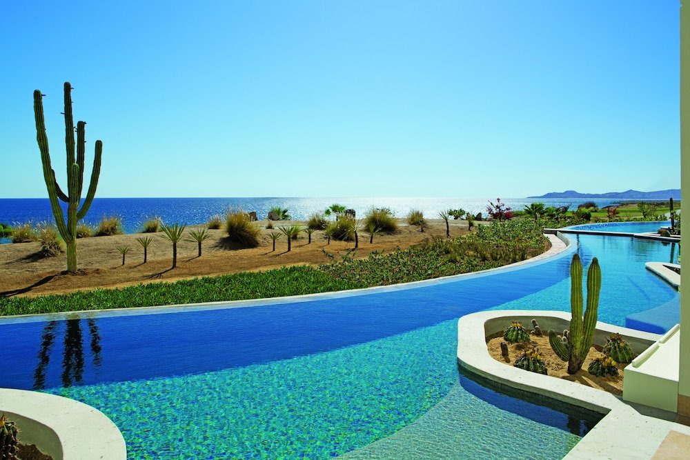 Suite Junior Preferred Club con Salida a la Piscina Frente al Mar con Cama King — 3