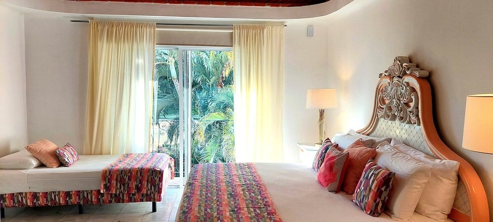 Suite Junior, 1 cama King, vista a la piscina