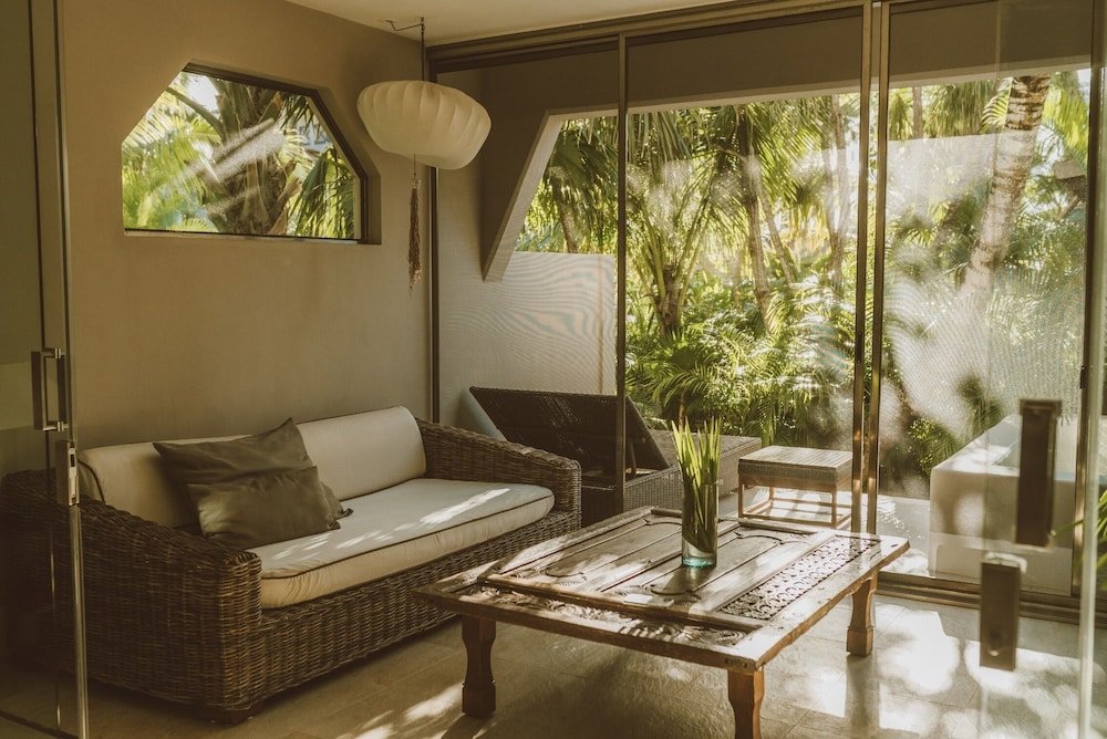Suite Superior de Lujo con Vista Tropical — 3