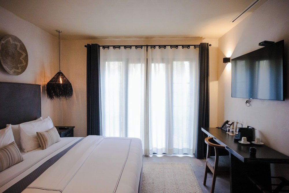 Master Suite — 5
