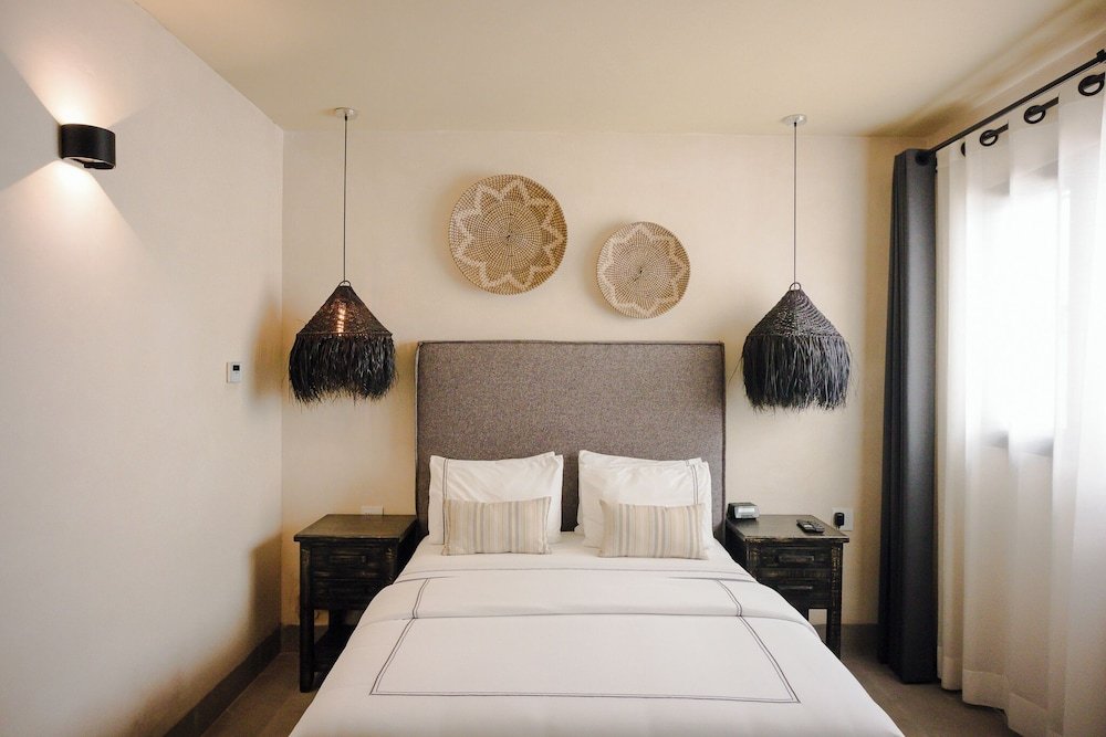 Master Suite — 7