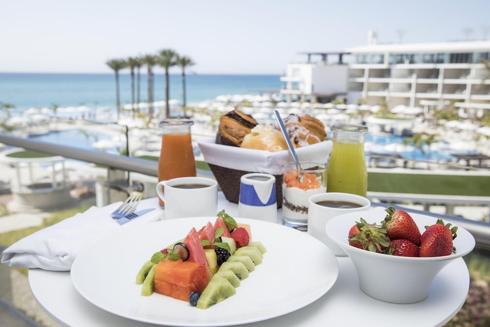 Vista parcial al mar Deluxe Royale — 8