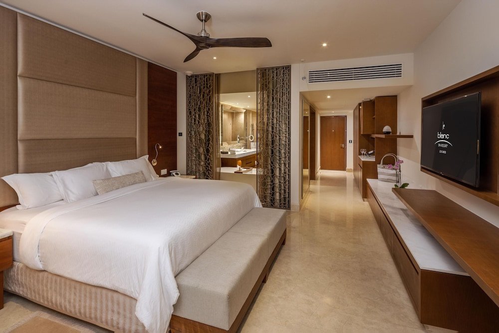 Vista al mar de Luna de Miel Royale - Cama King Size — 5