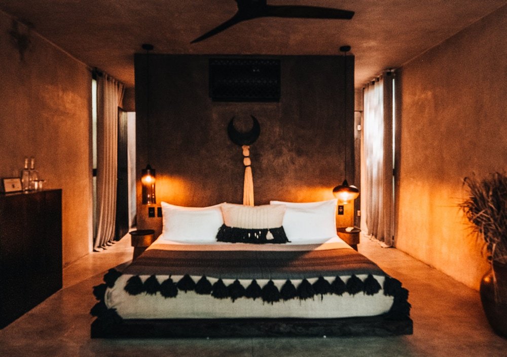 Deluxe Cabin — 7