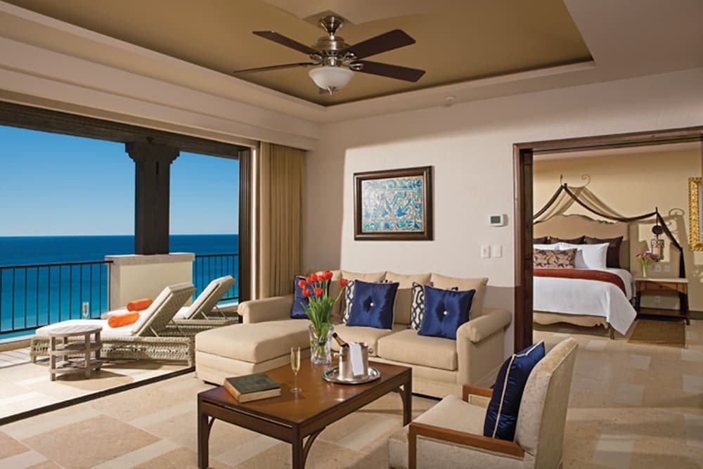 Suite Presidencial con Acceso Directo a la Piscina Frente al Mar — 2