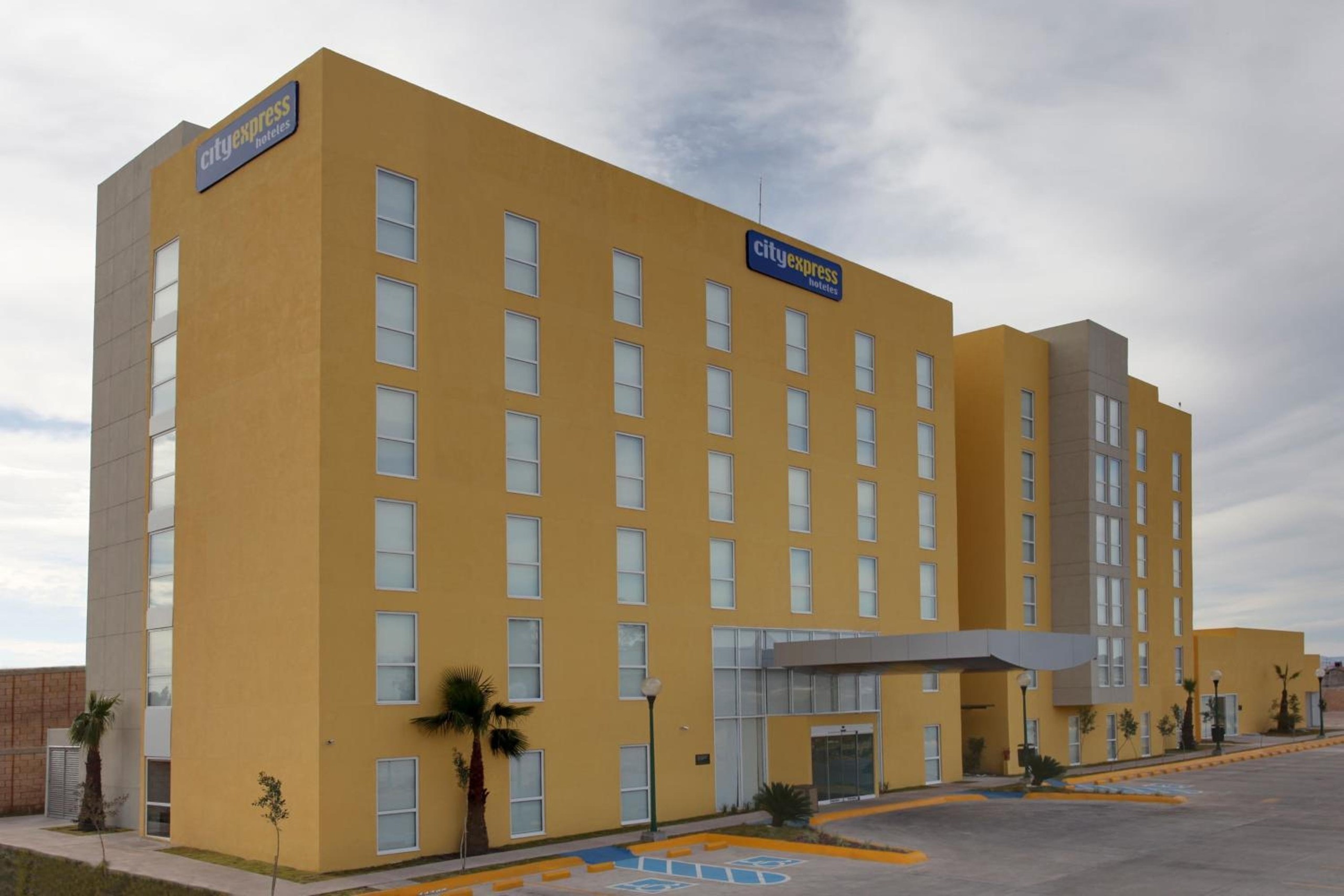 City Express by Marriott Durango — foto principal