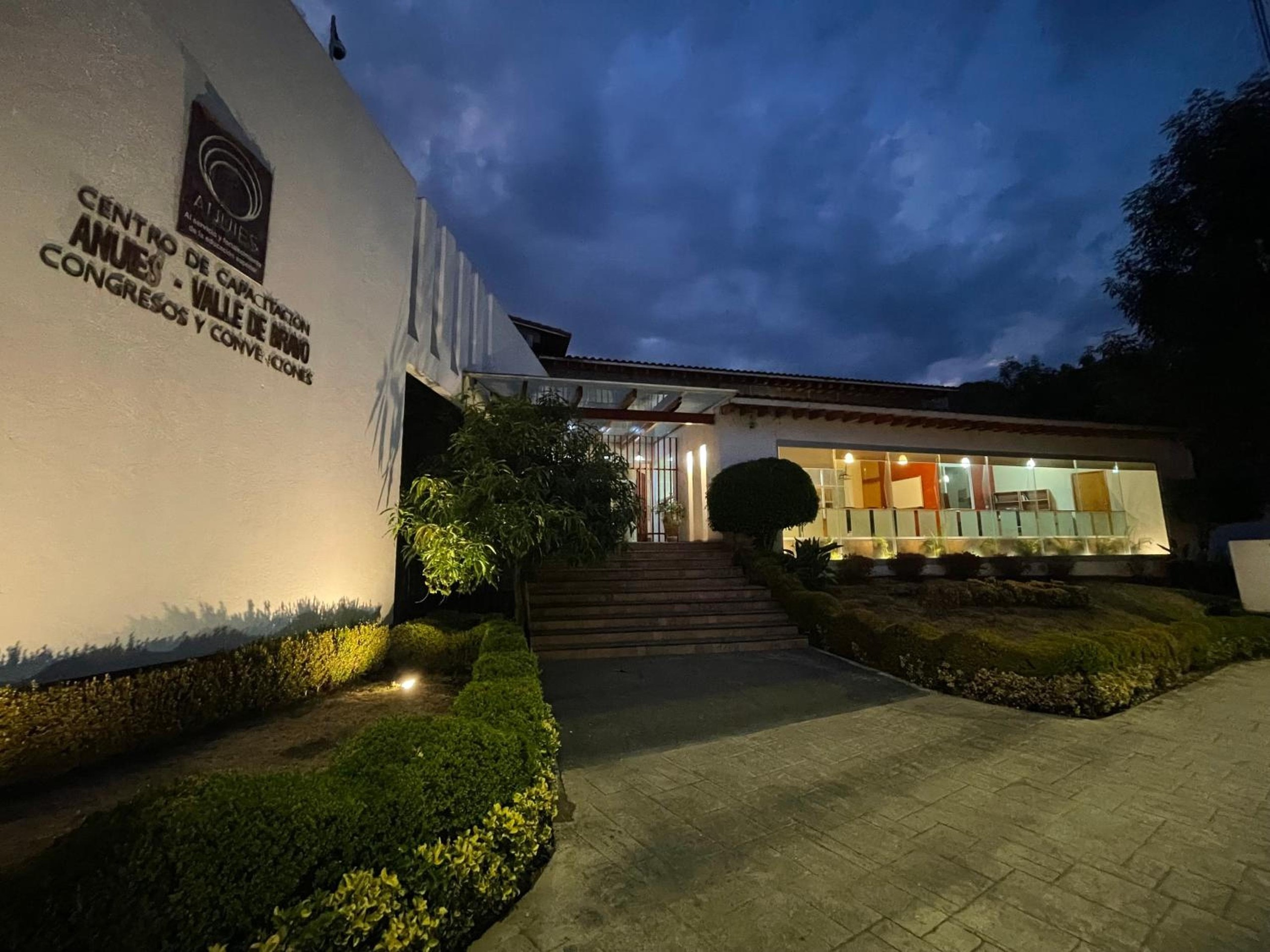 ANUIES Valle de Bravo HOTEL y CONVENCIONES — foto principal