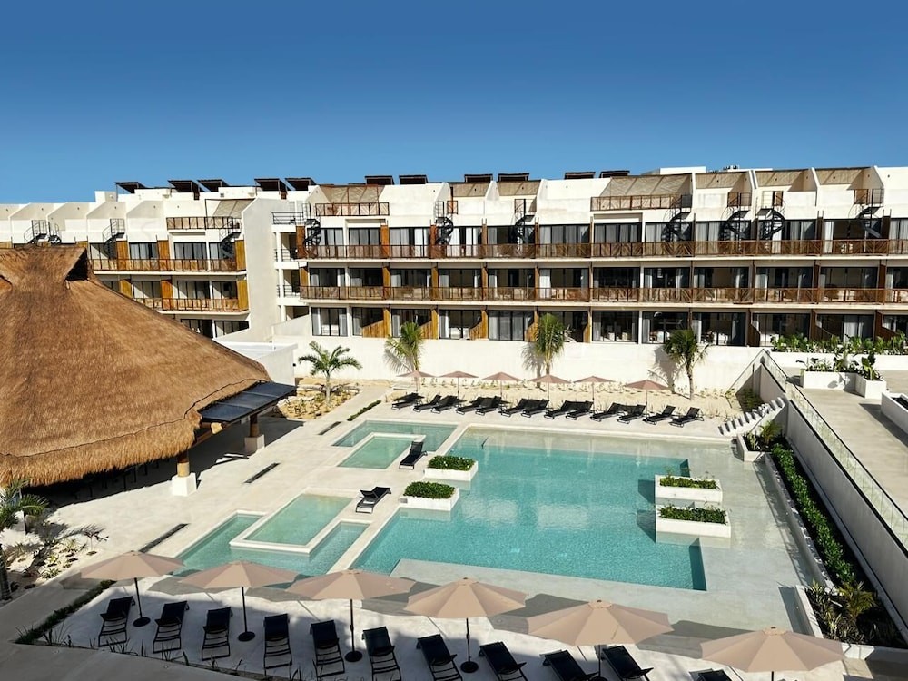 Wyndham Tulum — foto principal
