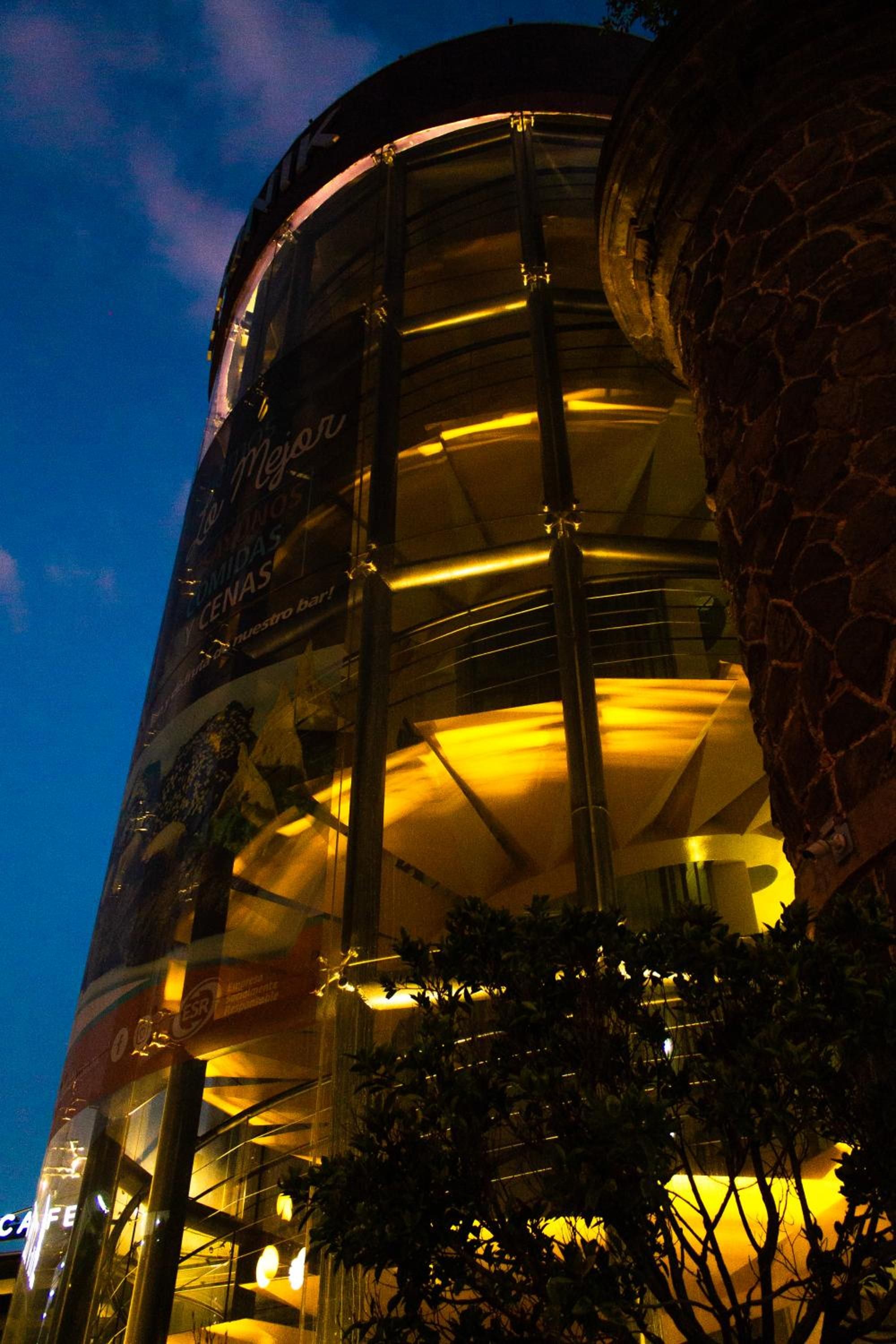 Ikonik Hotel Puebla - 2