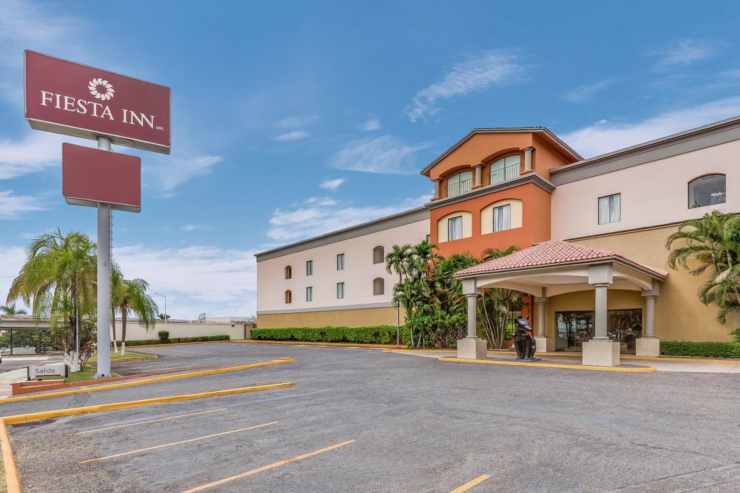 Fiesta Inn Colima - 2
