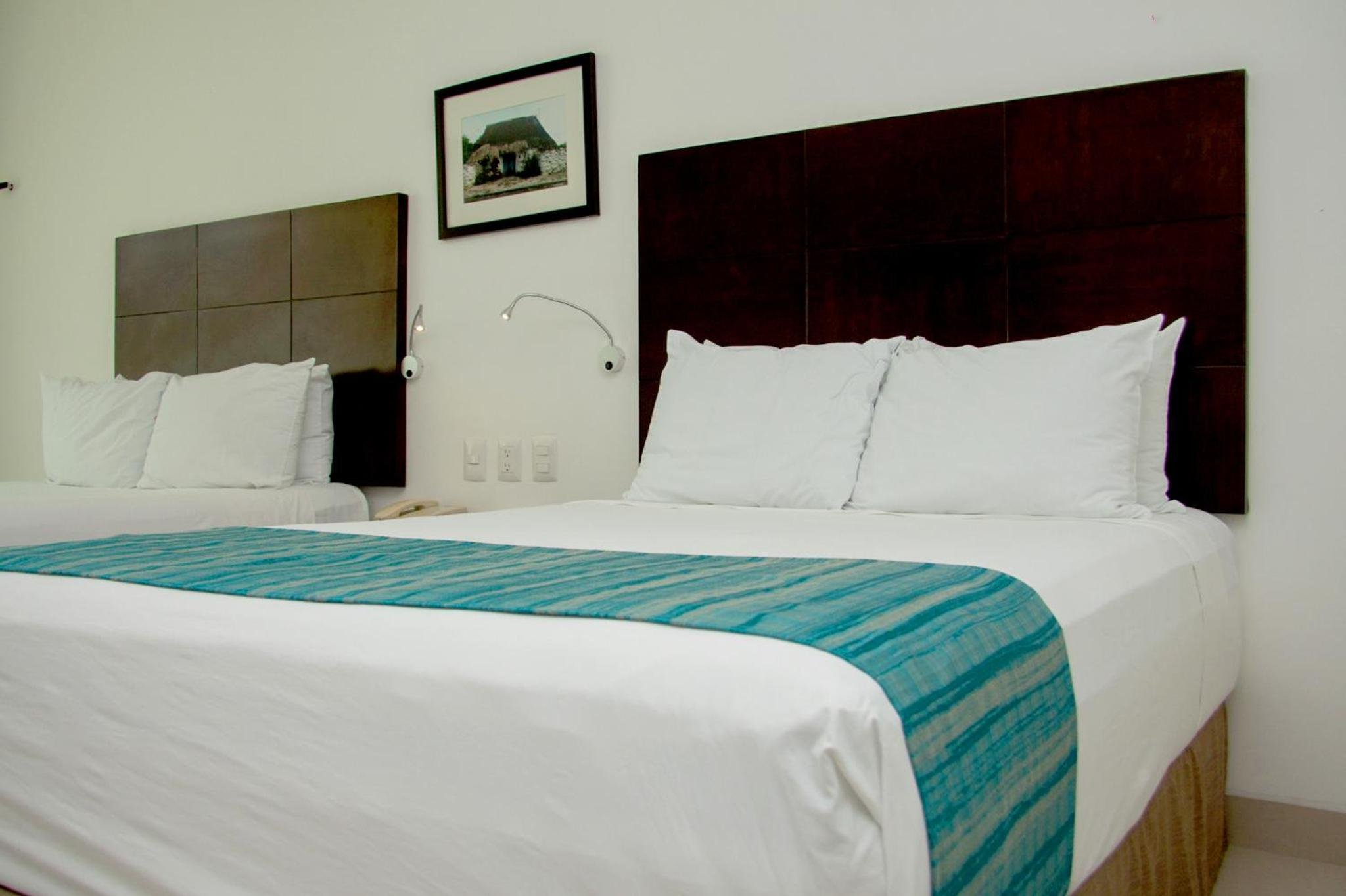 Habitación Superior Deluxe con Minibar y Vista al Jardín, 2 camas dobles. — 2