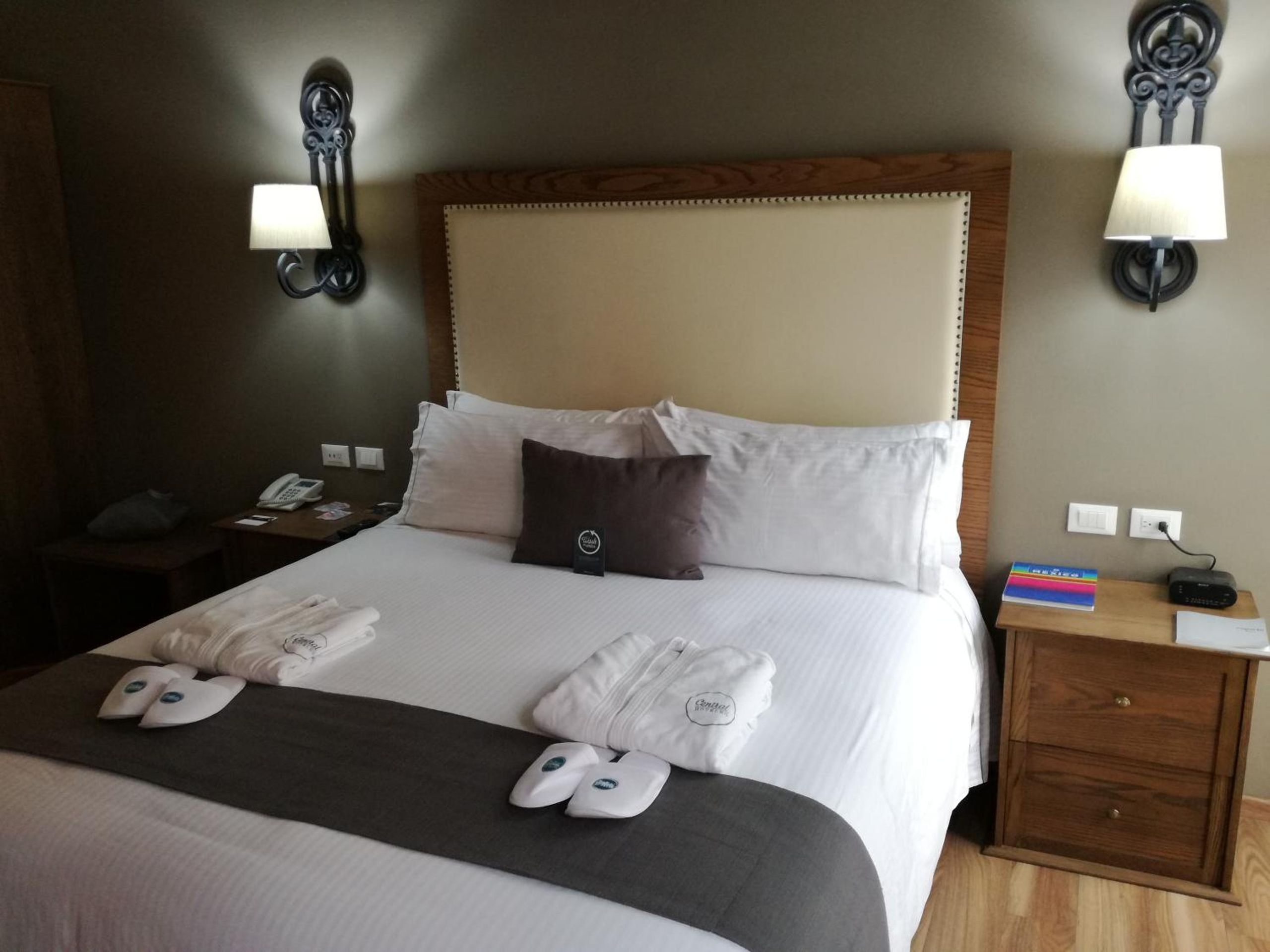 Habitación Doble con Balcón — 7