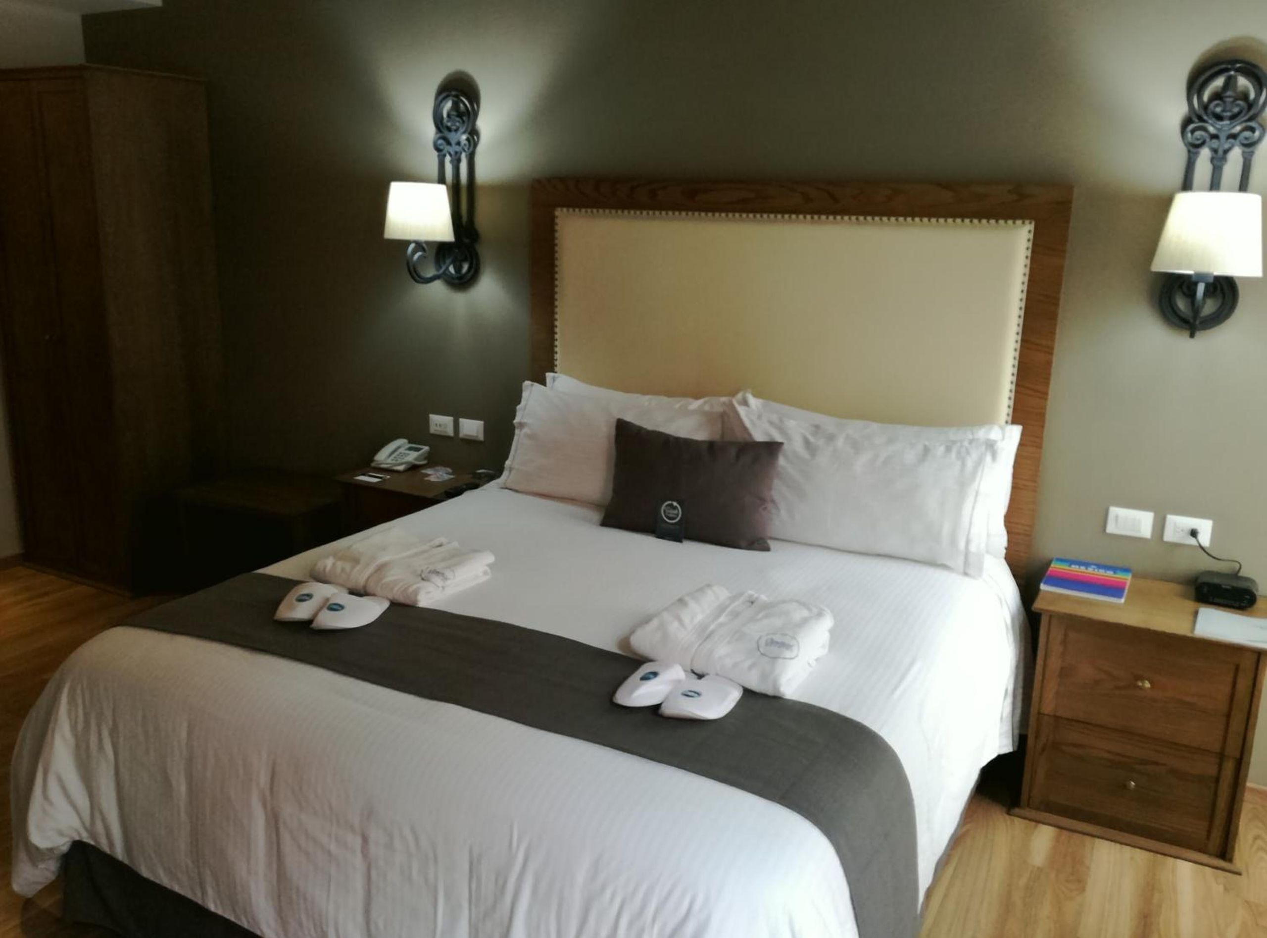 Suite Junior con Terraza — 3