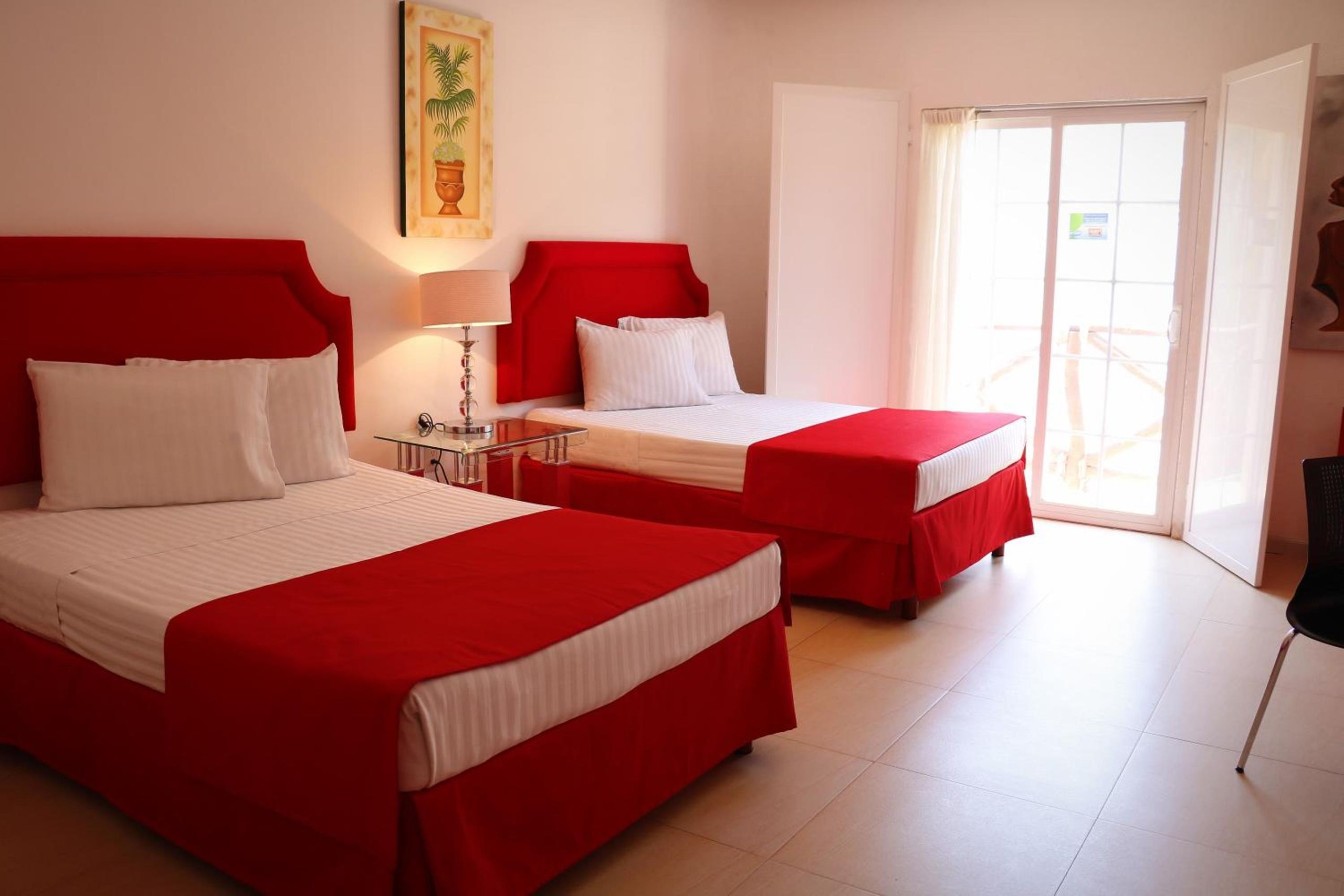 Habitación Doble con Dos Camas Dobles — 3