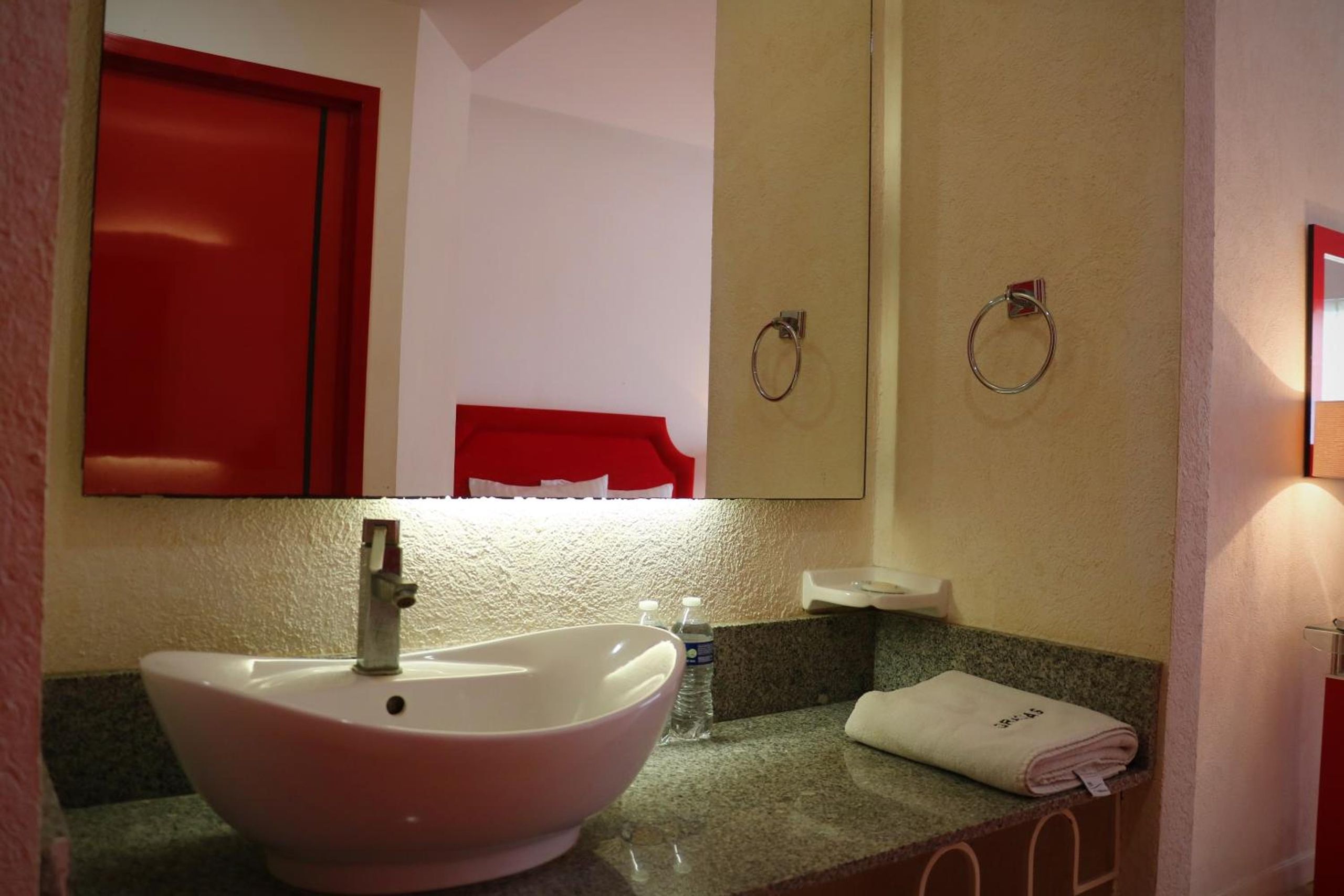 Habitación Doble con Dos Camas Dobles — 6