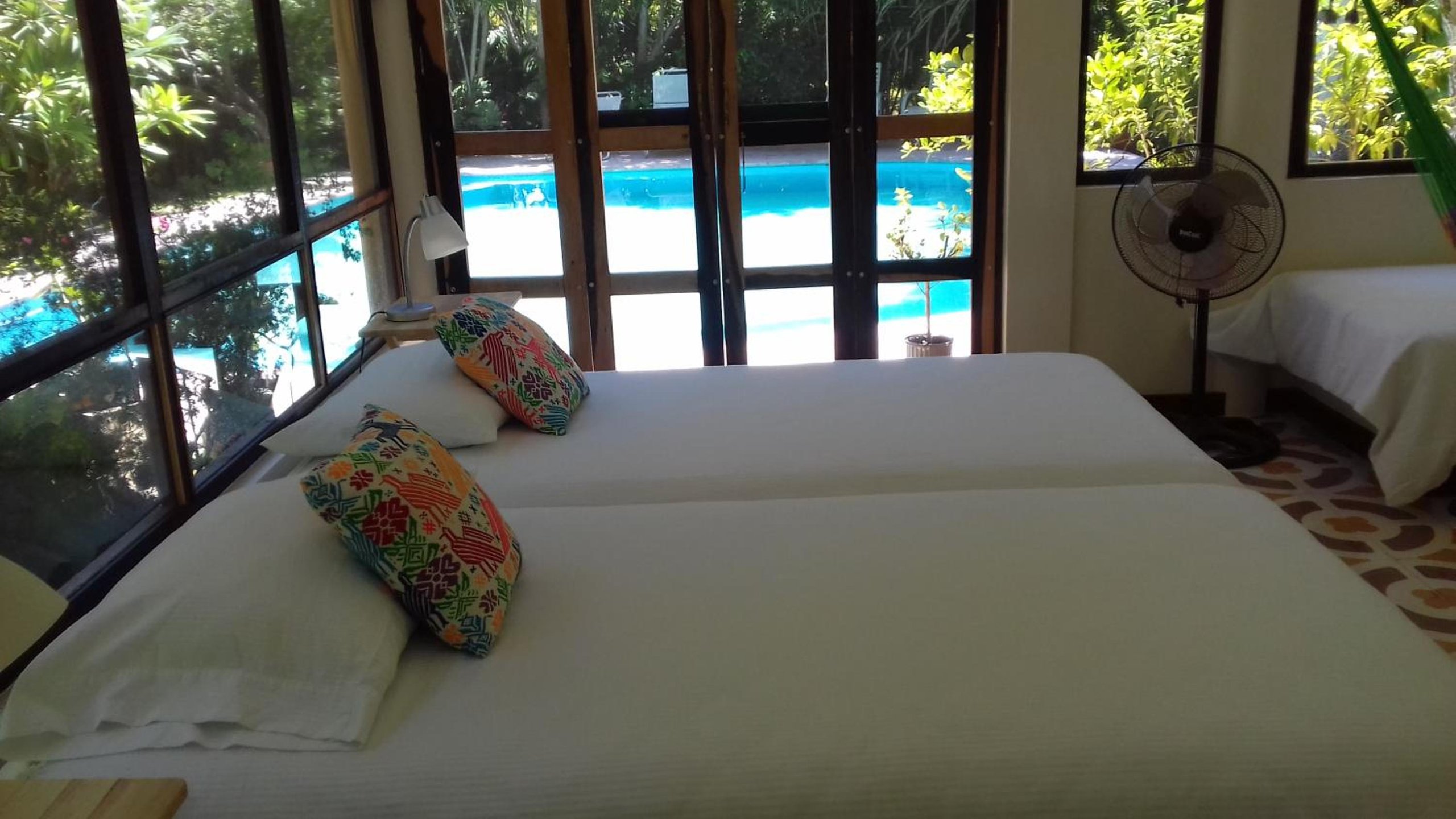 Bungalow Estándar con Ventilador — 6