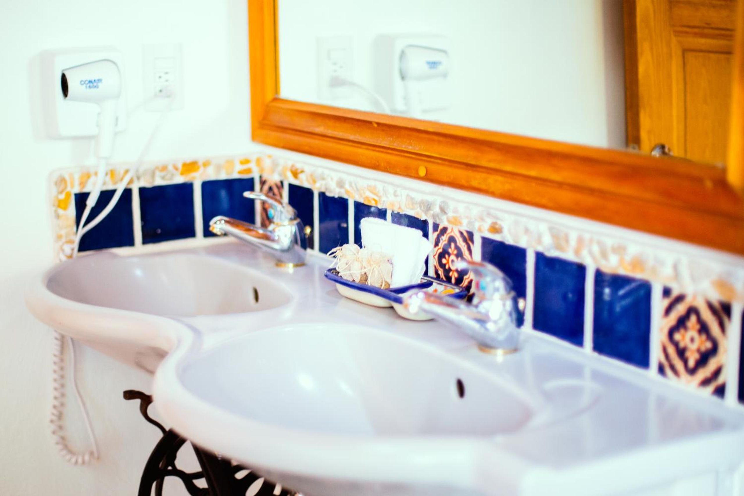 Habitación Doble Deluxe con Dos Camas Dobles — 2