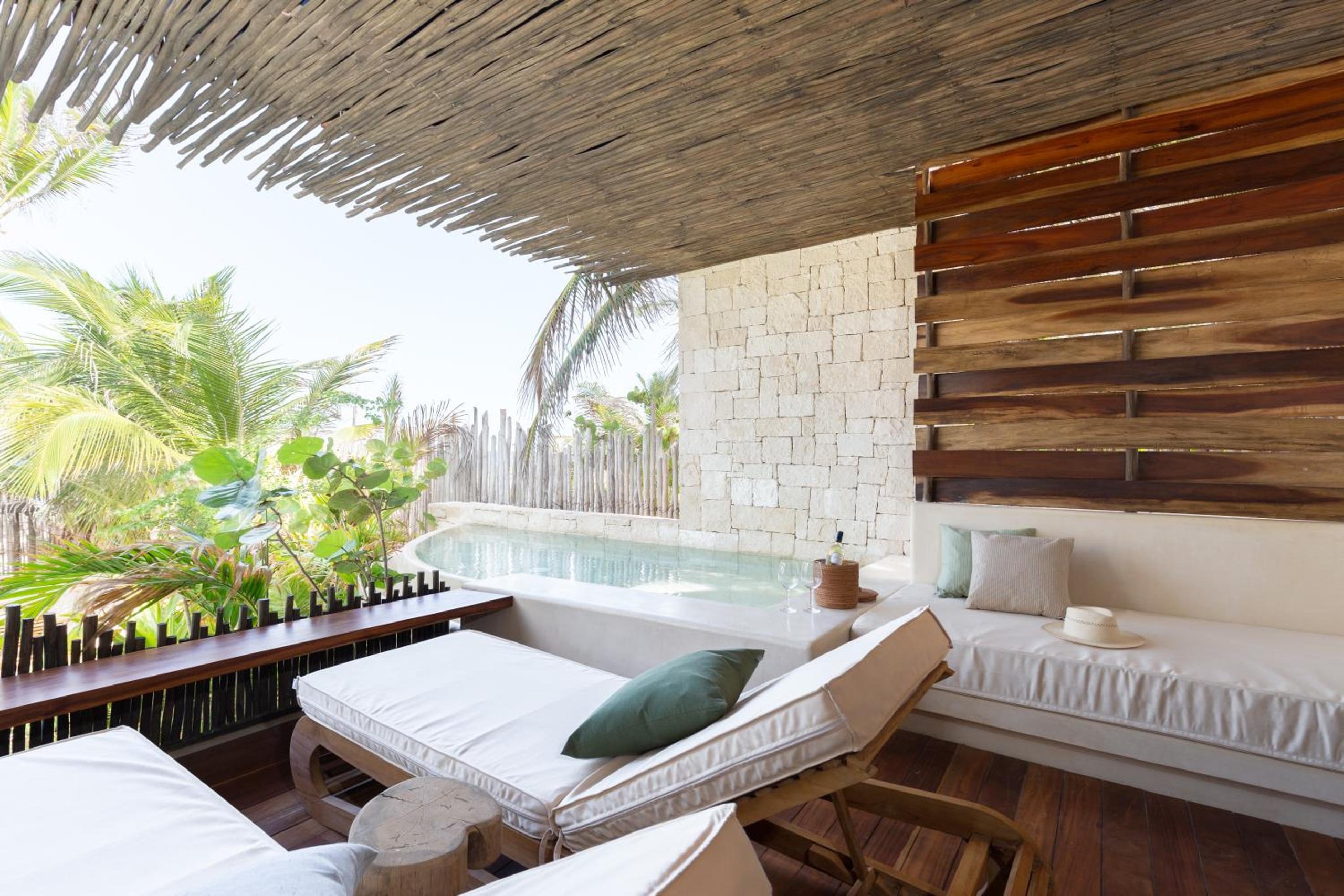 Suite frente al mar en planta baja — 3
