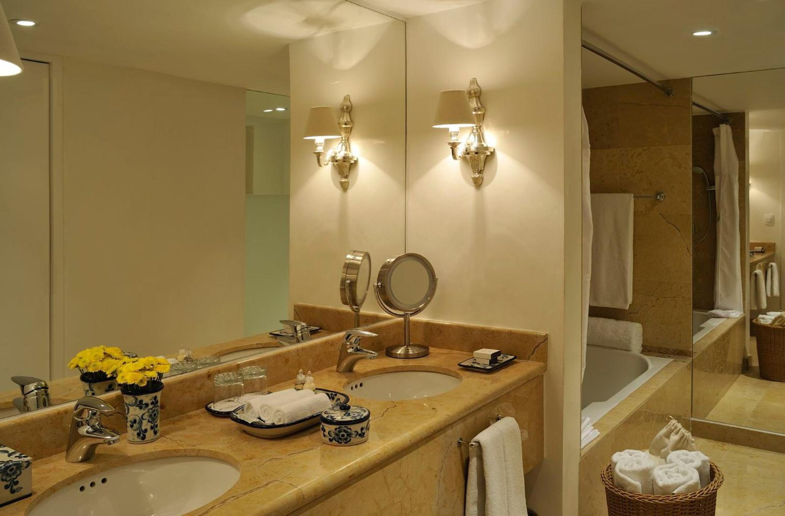 Habitación Premium King - Acceso al Club Lounge — 3
