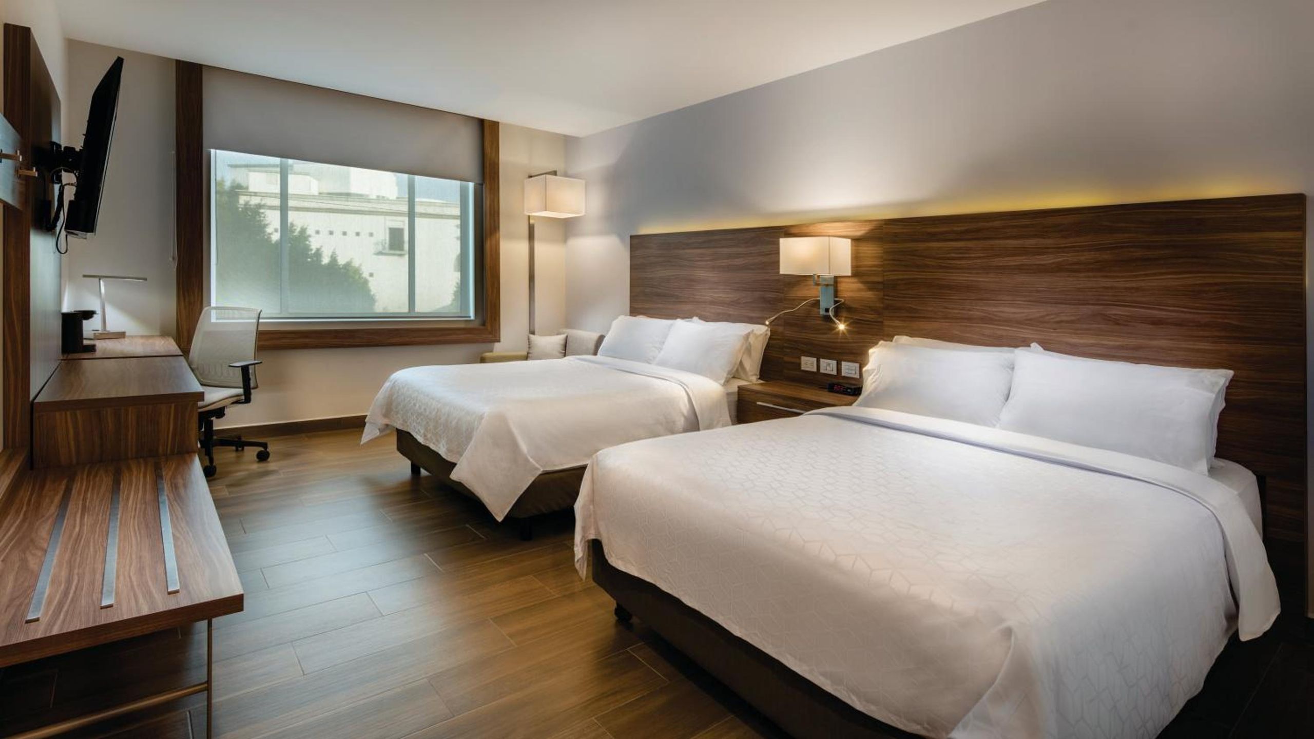 Habitación Estándar con Dos Camas Queen — 3