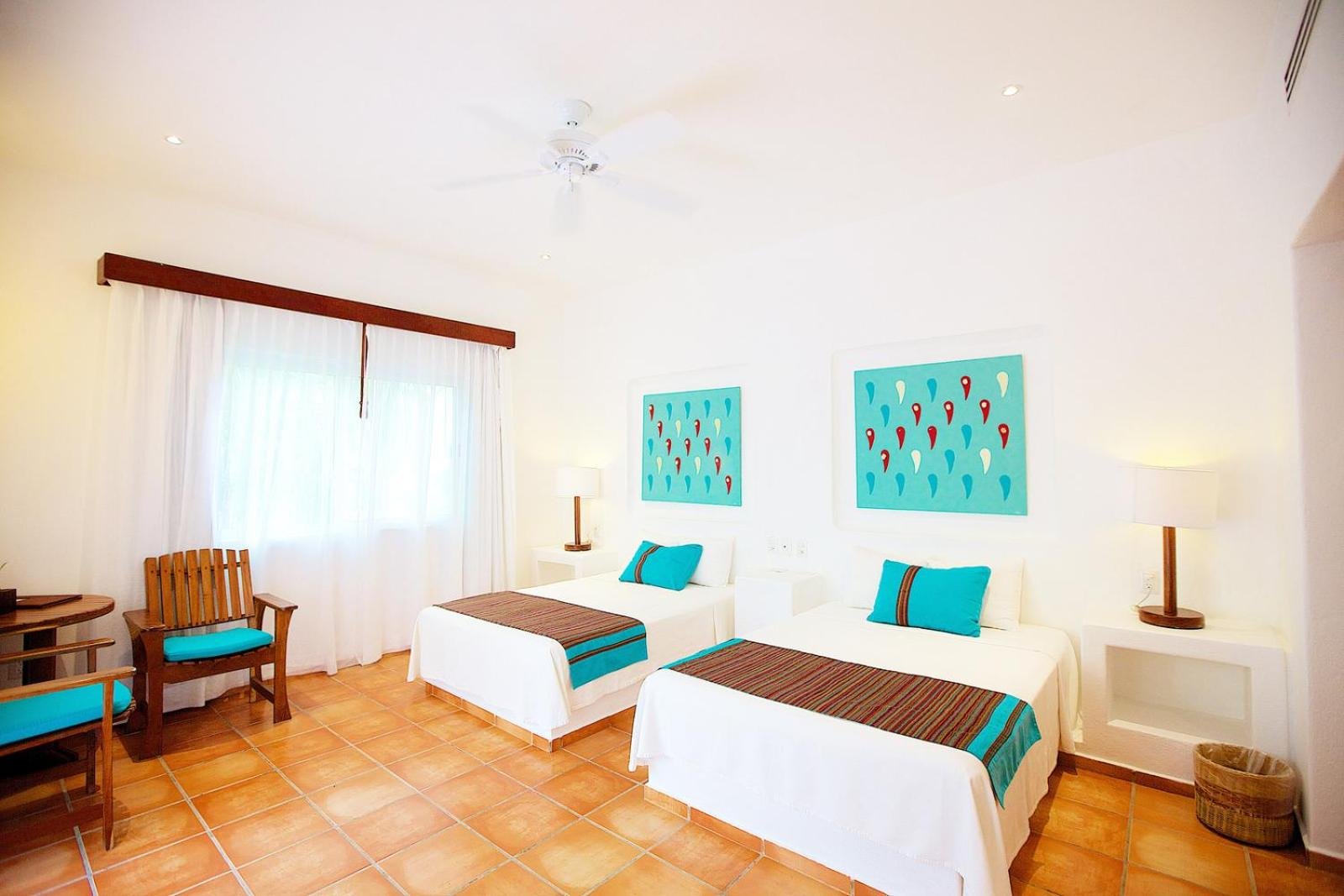 Habitación Doble con Dos Camas Dobles