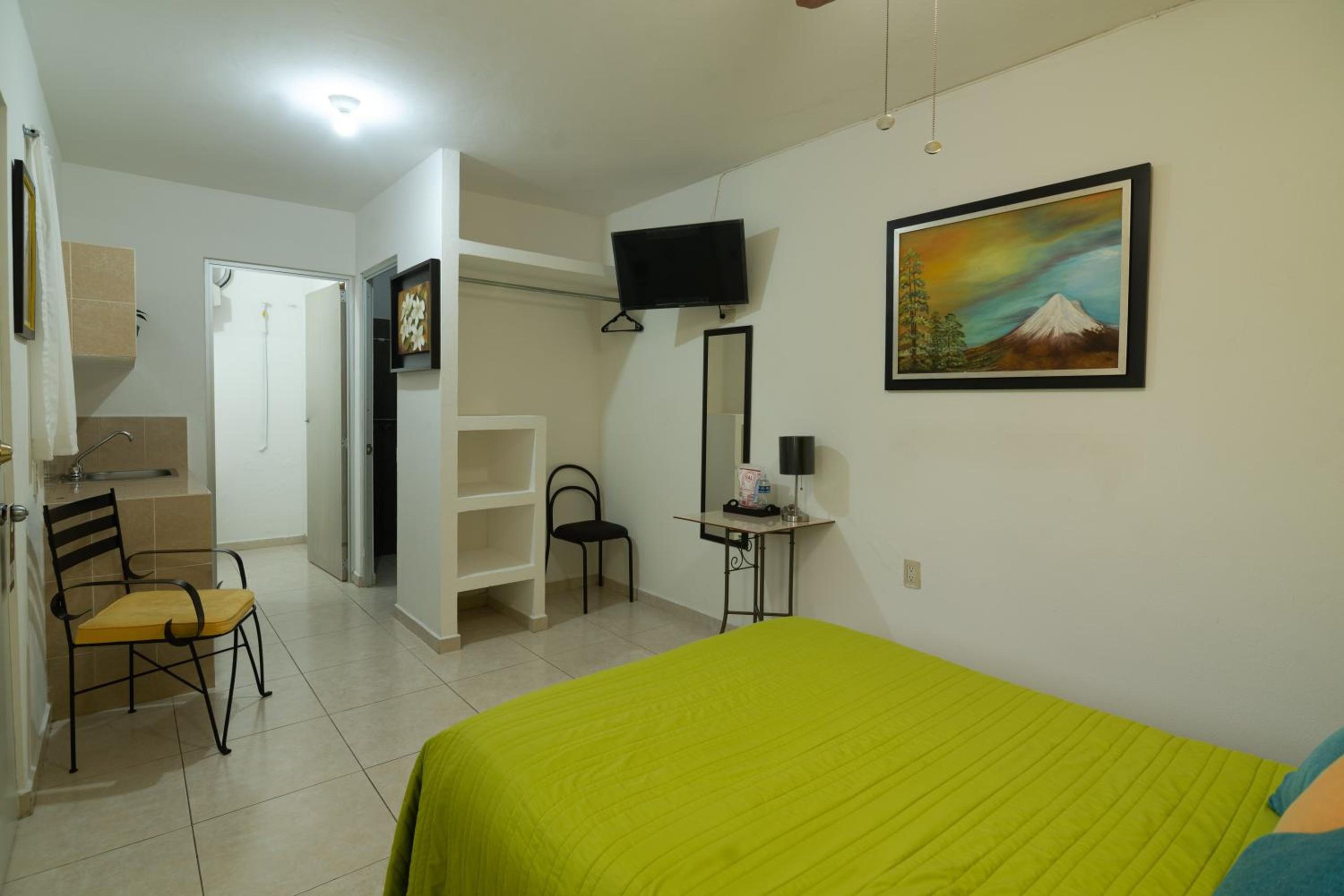 Habitación Estándar con Cama Queen — 3