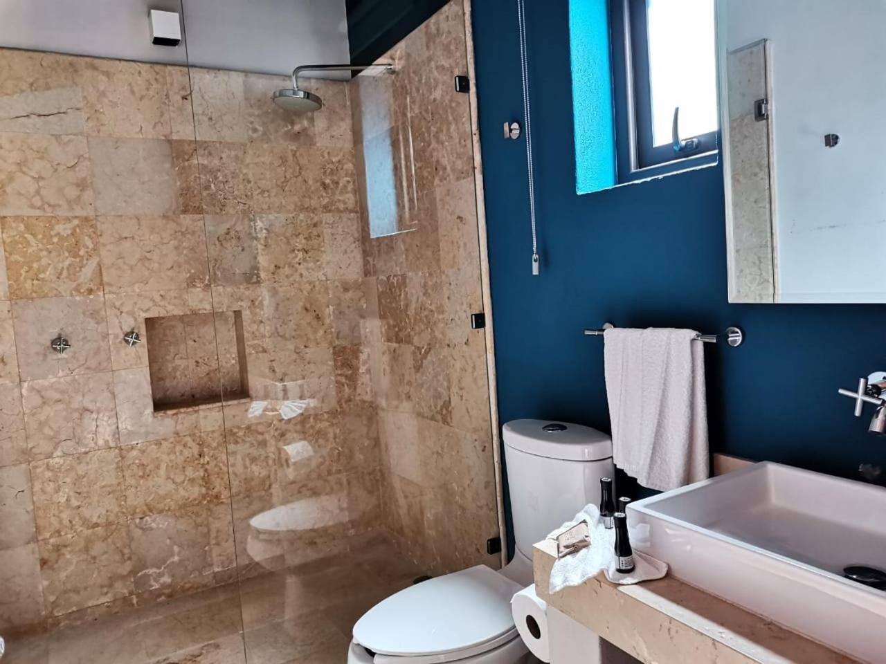 Habitación Estándar con Cama King — 7