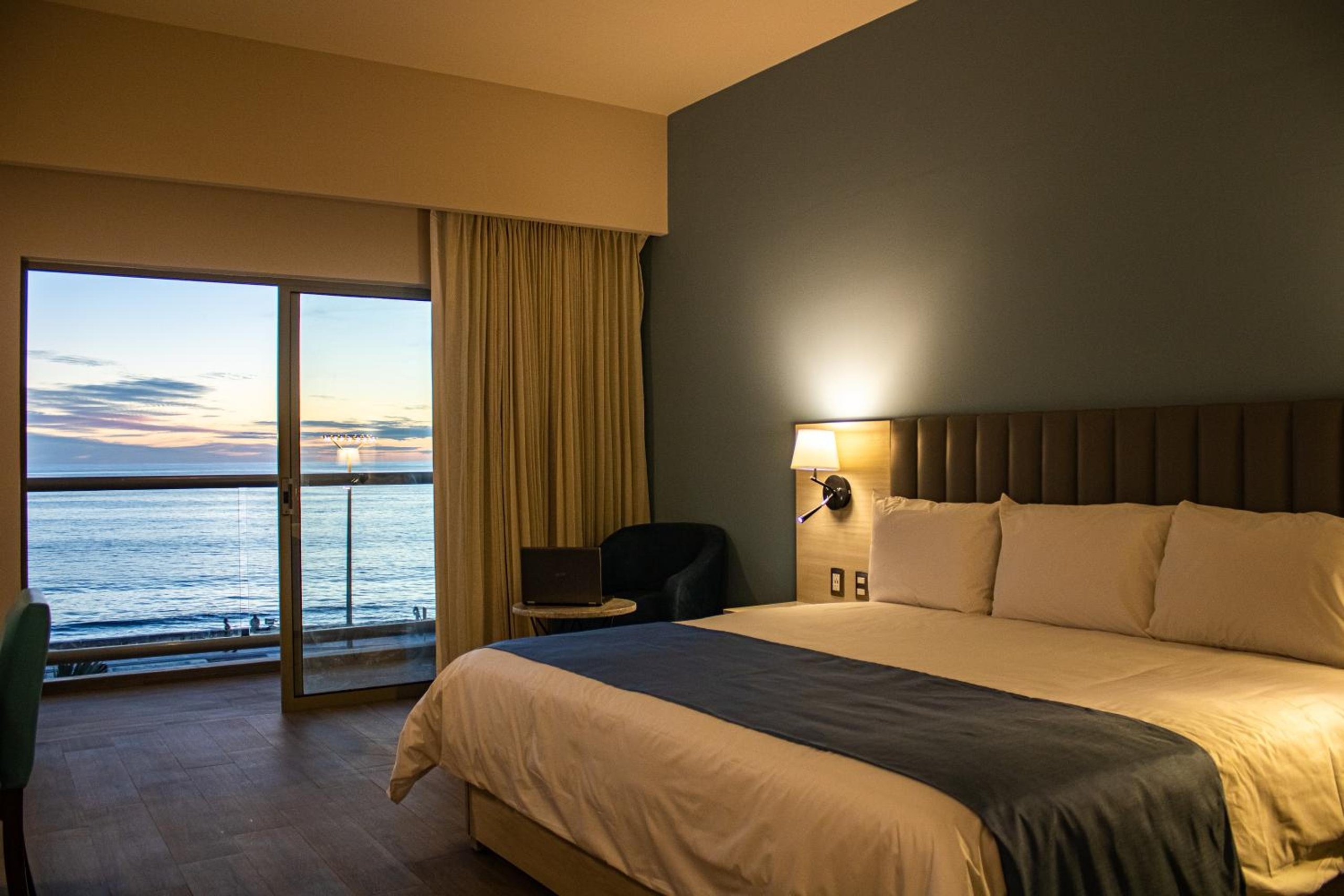 Habitación King con Vista al Mar — 4