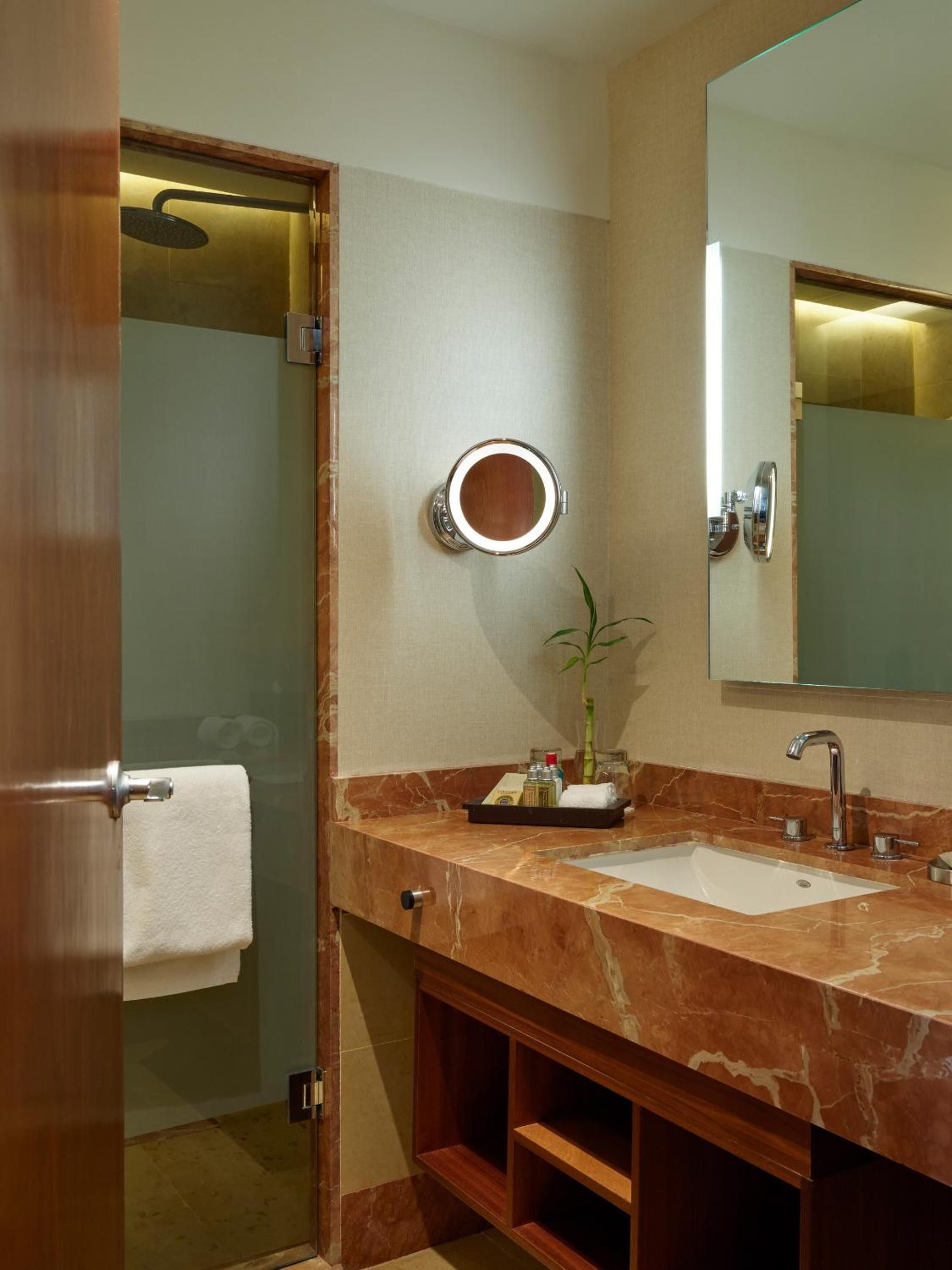 Habitación Doble Deluxe — 6