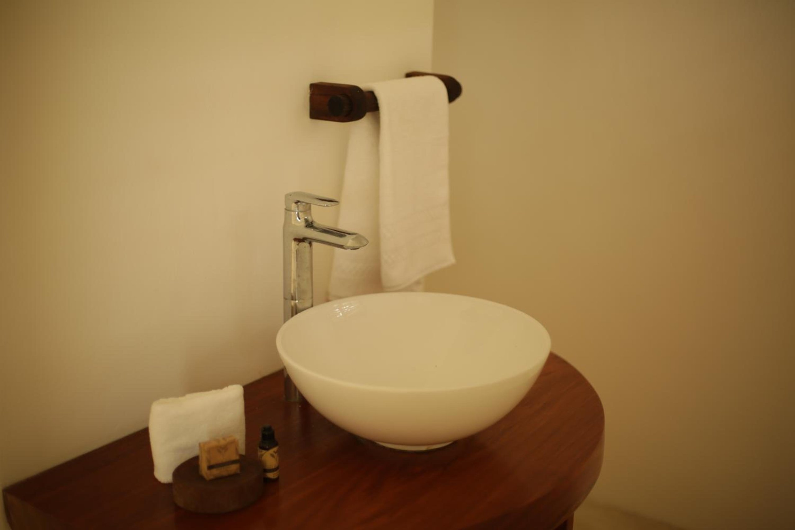 Habitación Queen con vista al jardín — 8