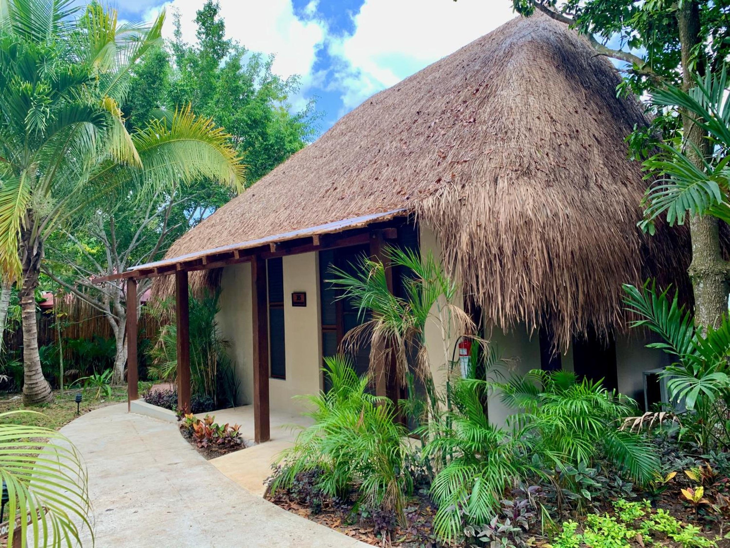 Bungalow — 3