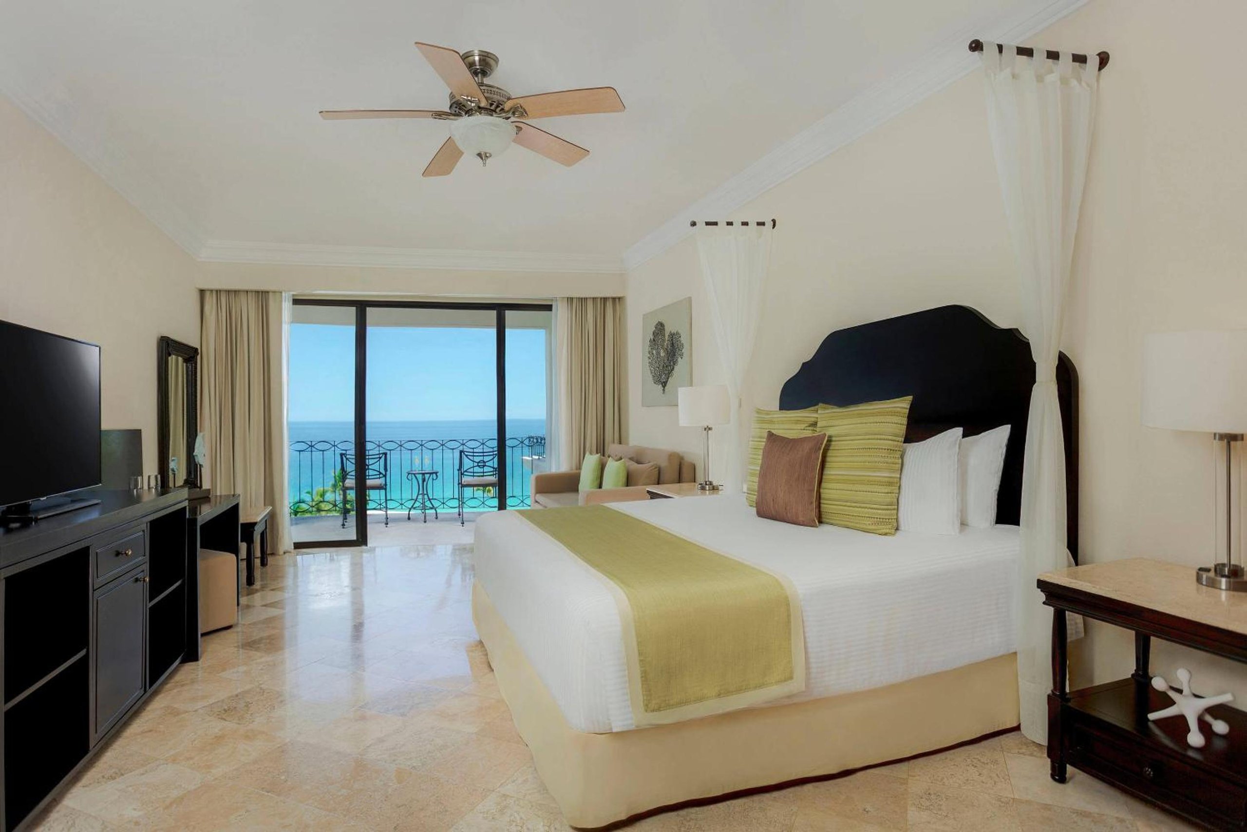 Suite Junior Club Preferencial con Vista al Mar y Cama King