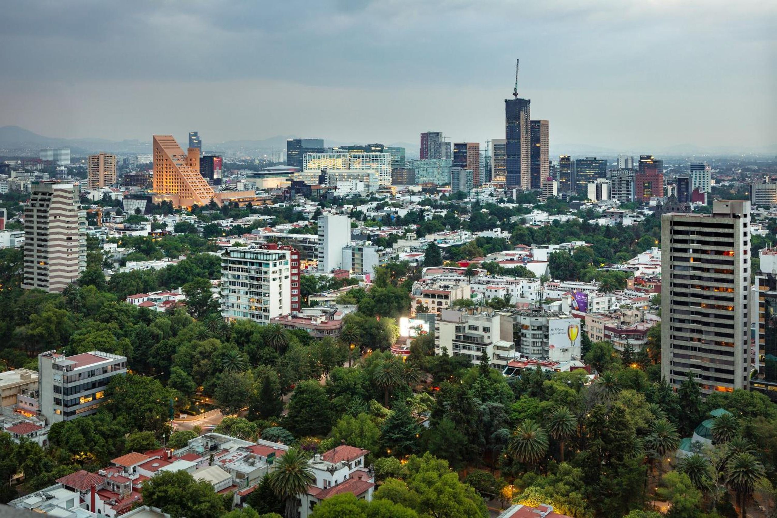 Extreme WOW, Penthouse, 1 Rey, Vista a la ciudad, Último piso — 2