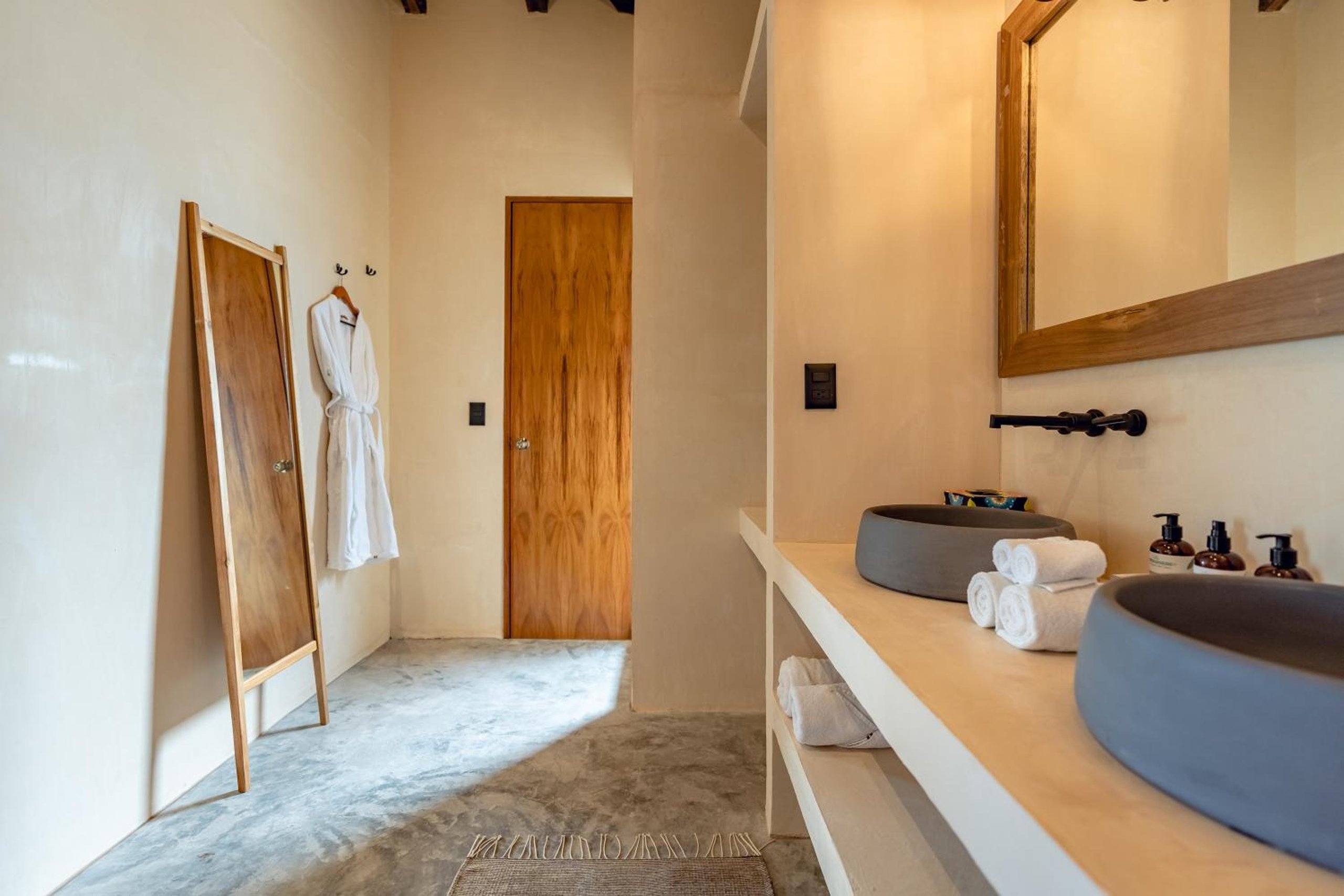 Habitación Doble de Lujo con Balcón — 2