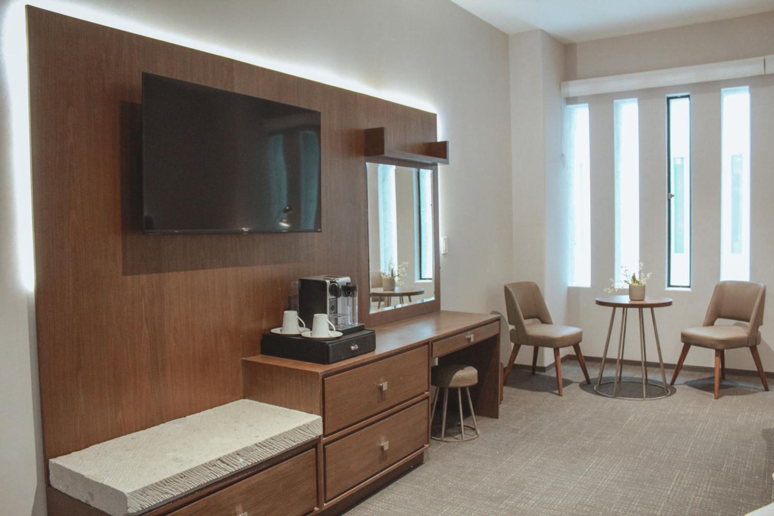 Habitación Doble Deluxe con Dos Camas Dobles — 3