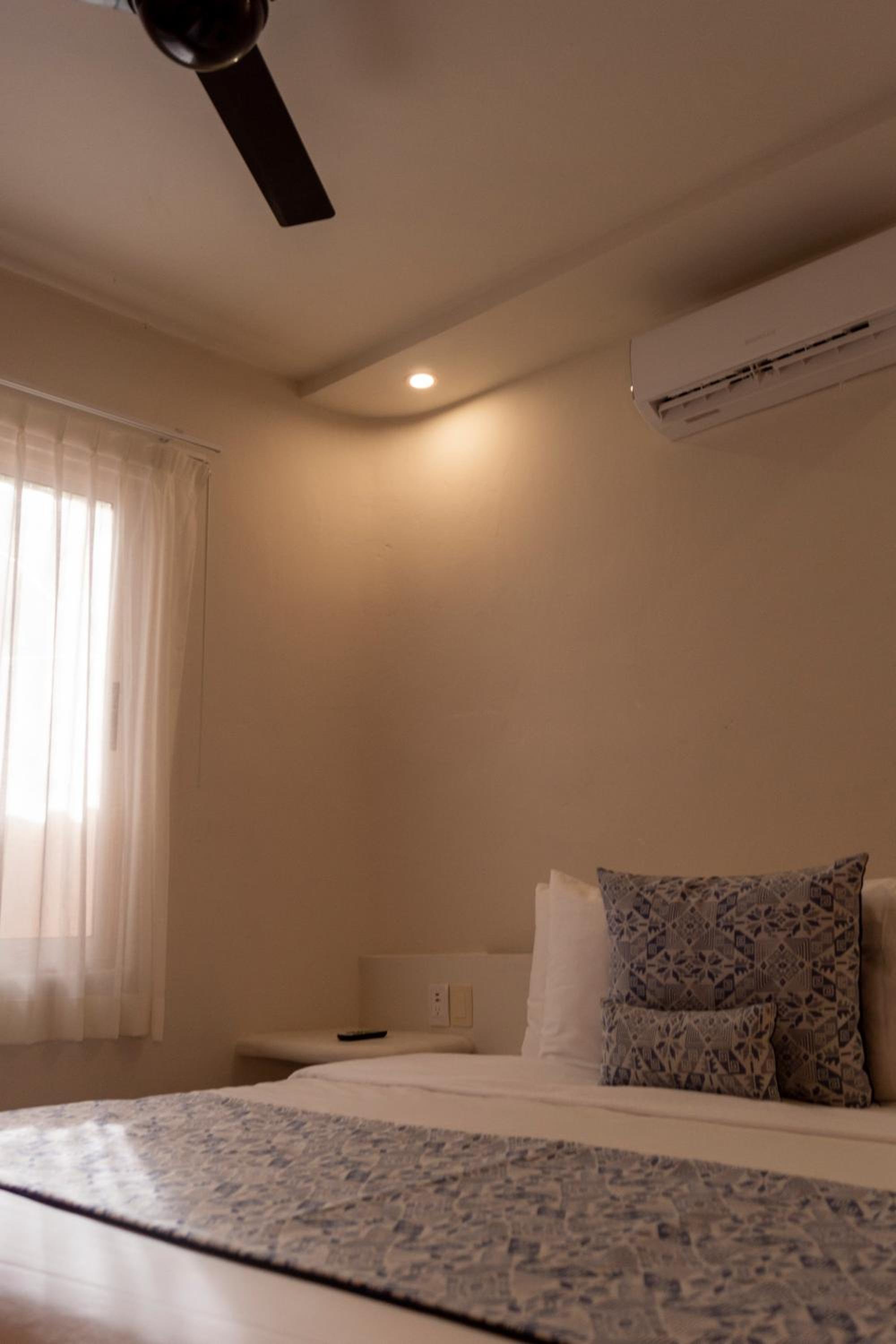 Suite de Dos Habitaciones — 8